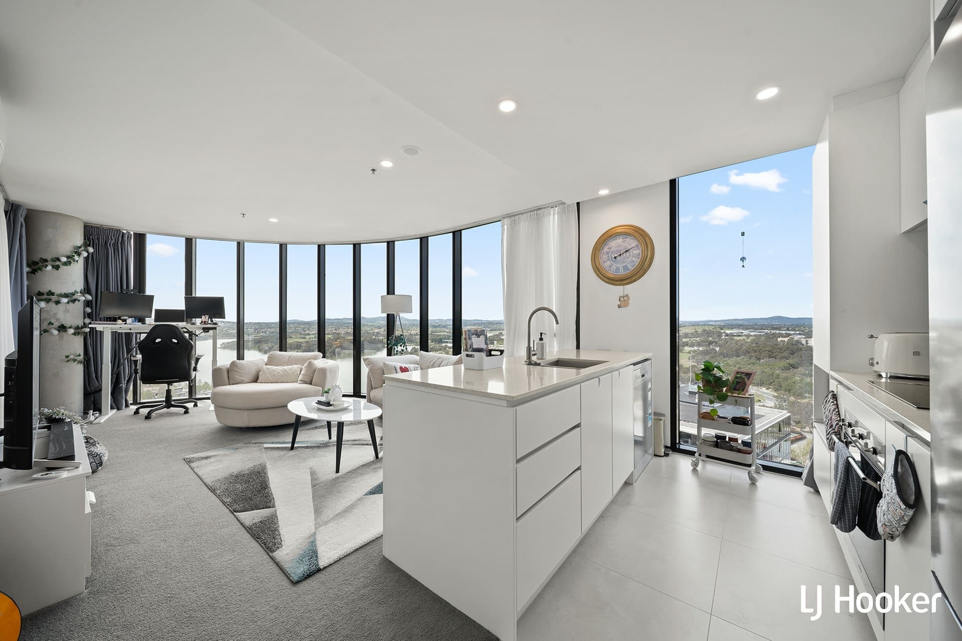 2203/1 Grazier Lane Belconnen ACT, Belconnen - Thumbnail 4