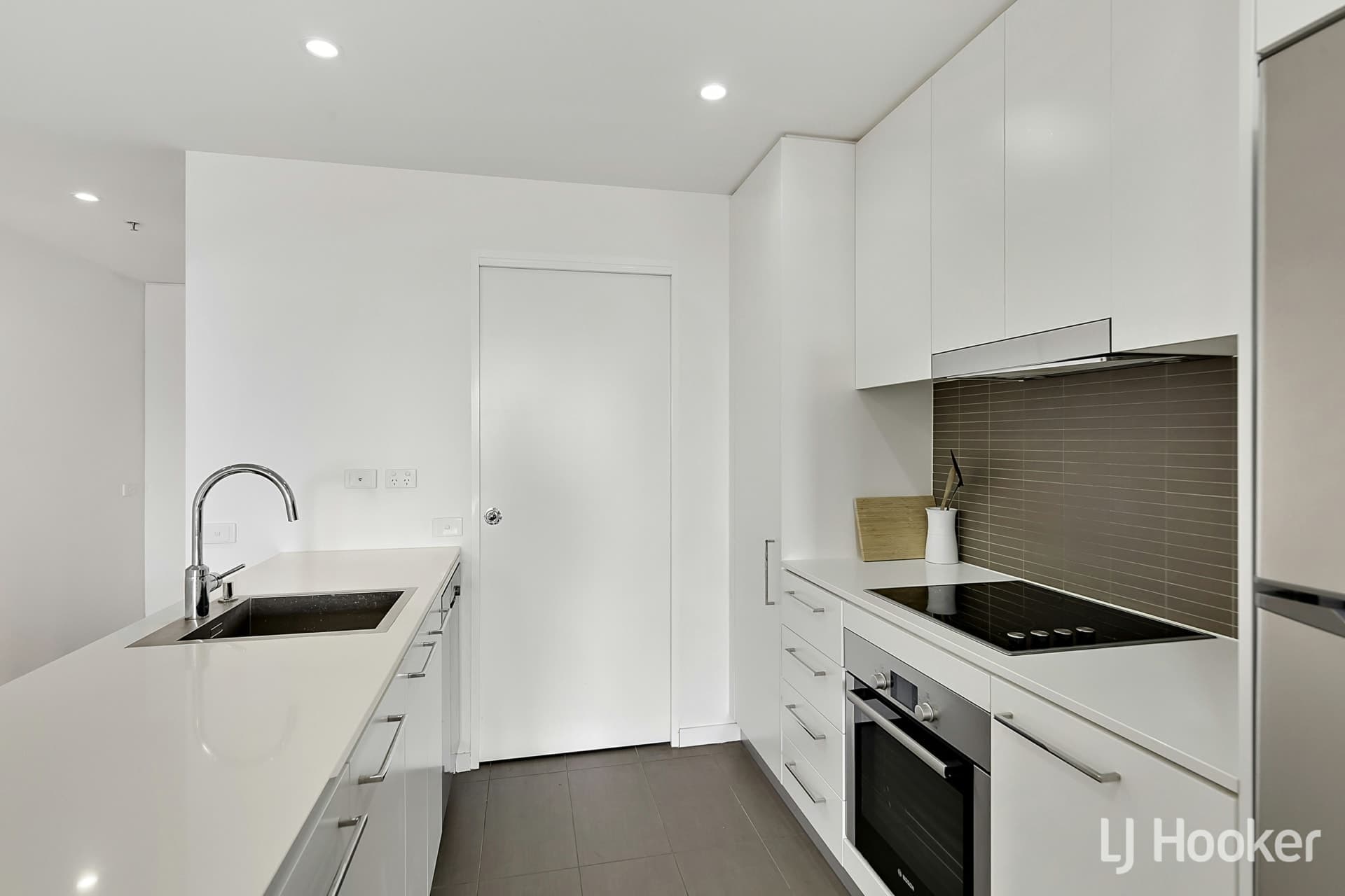 61/41 Chandler Street, Belconnen, Belconnen - Thumbnail 5