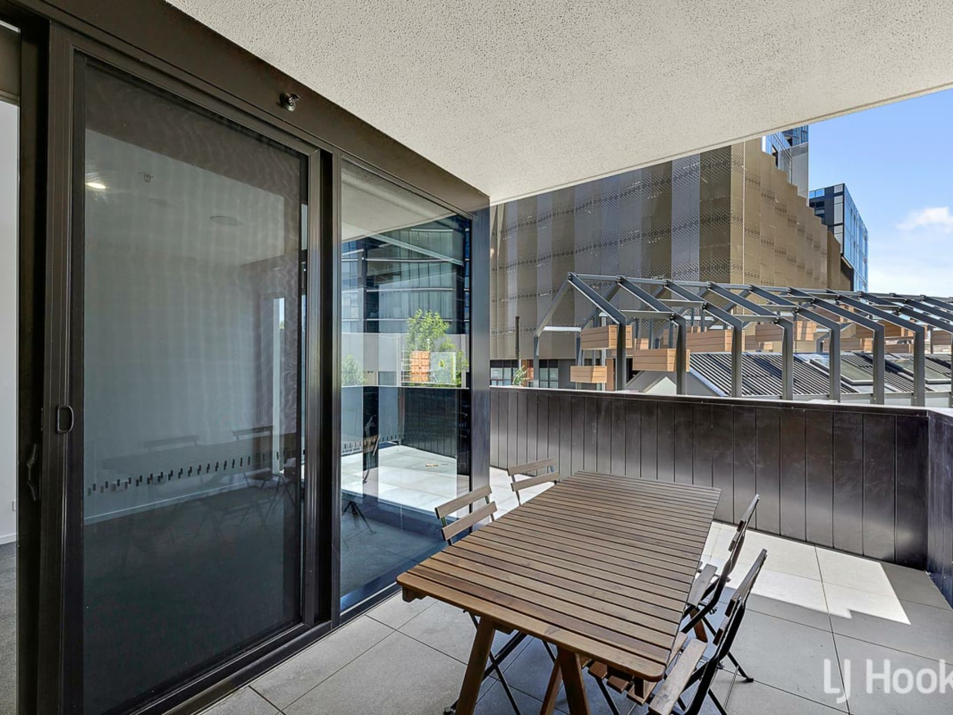 M05/4 Grazier Lane, Belconnen, Belconnen - Thumbnail 2