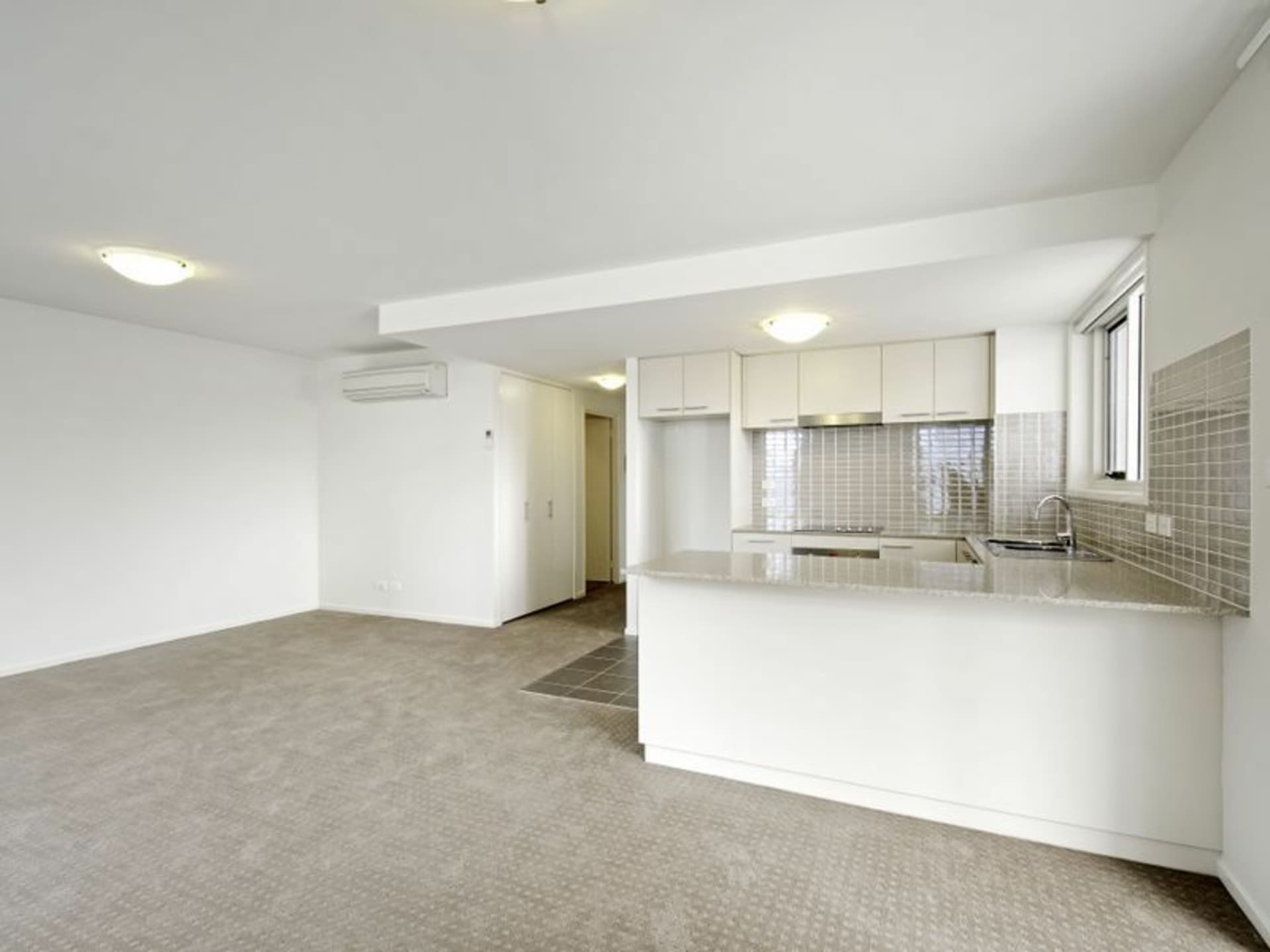 285/80 Chandler Street, Belconnen, Belconnen - Thumbnail 2