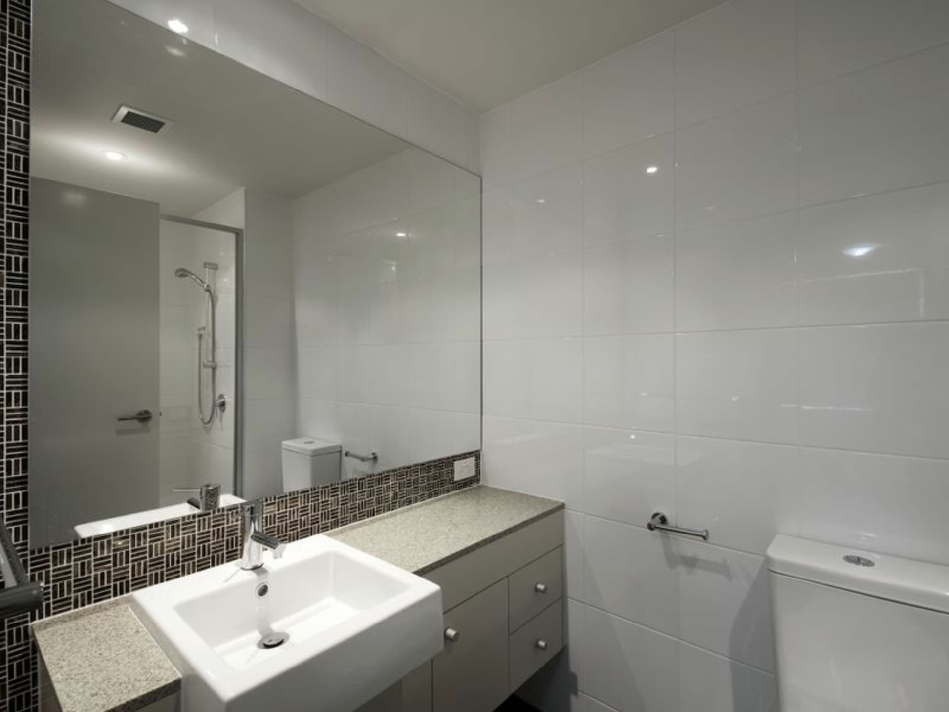 285/80 Chandler Street, Belconnen, Belconnen - Thumbnail 4