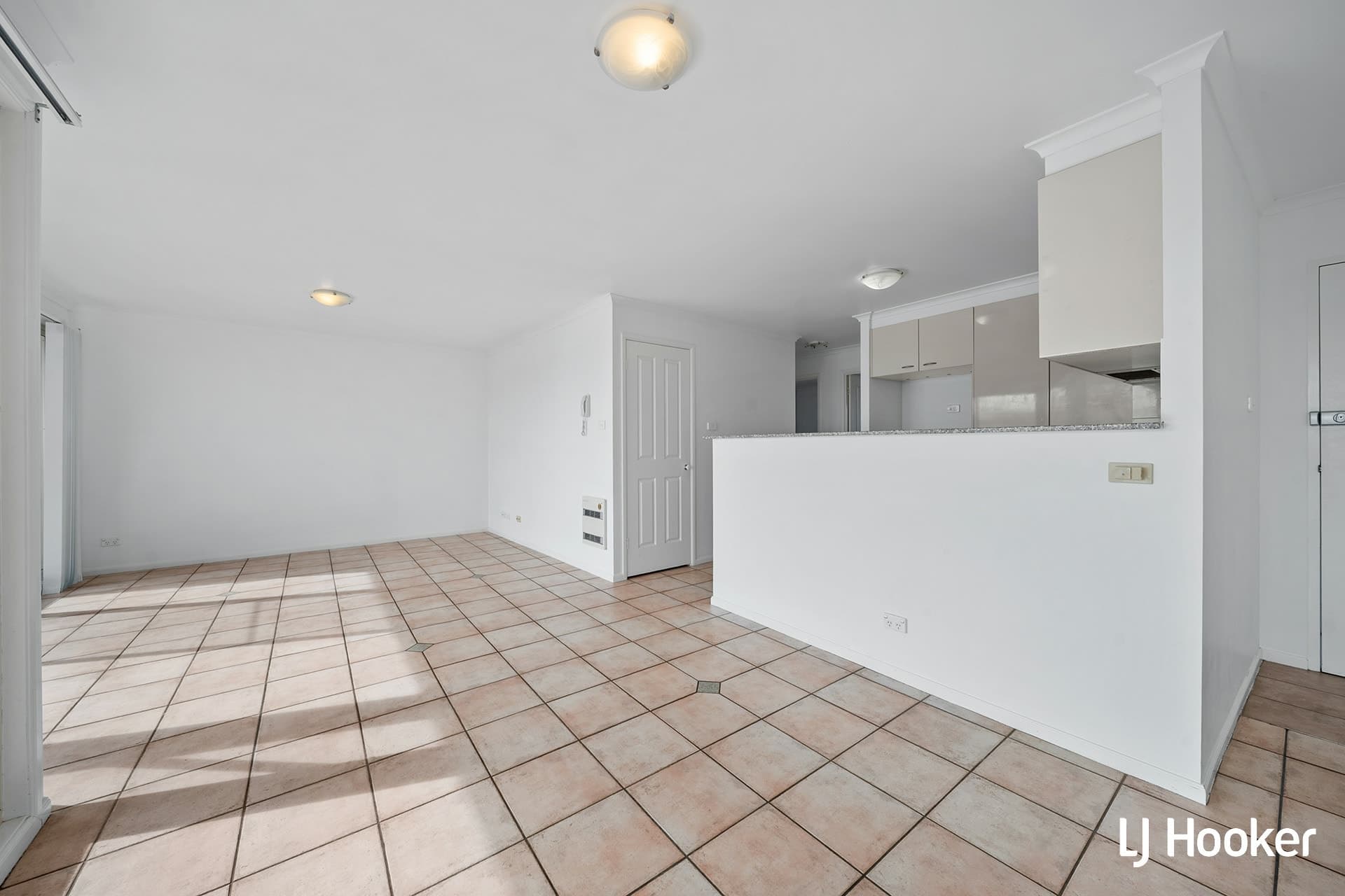 65/13 Chandler Street, Belconnen, Belconnen - Thumbnail 4