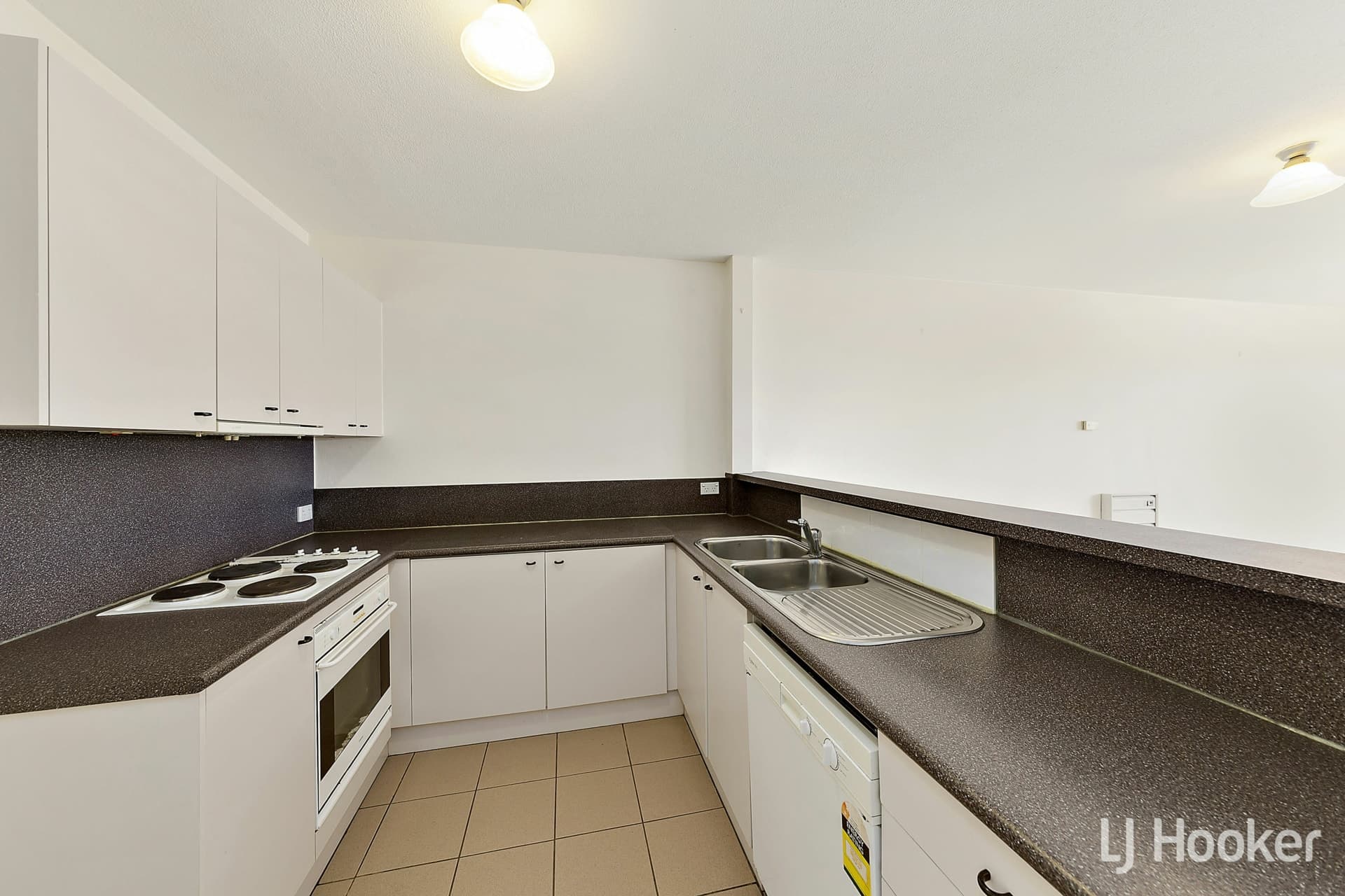 2/2 Ranken Place Belconnen ACT, Belconnen - Thumbnail 3