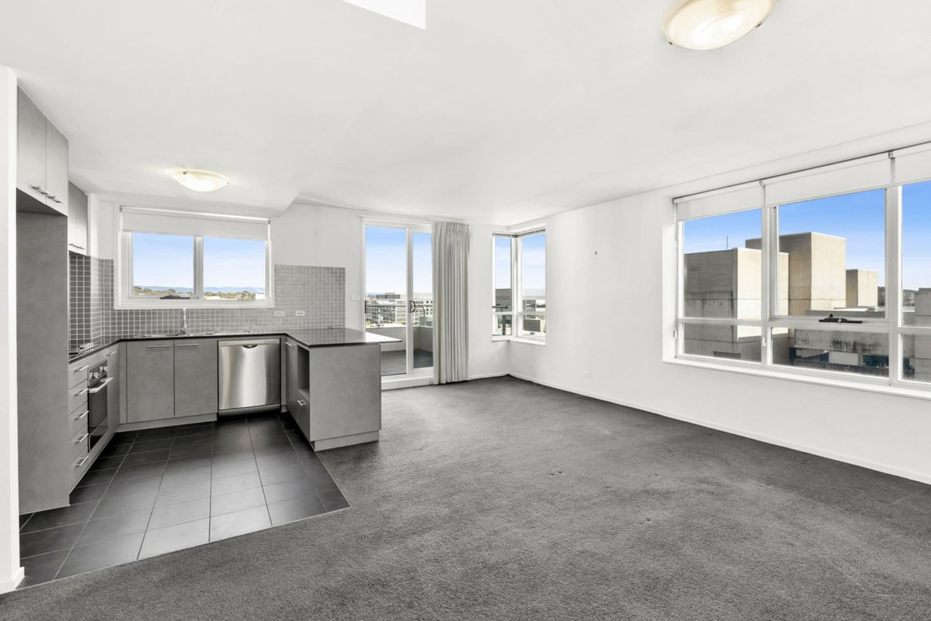 332/80 Chandler Street, Belconnen, Belconnen - Thumbnail 4