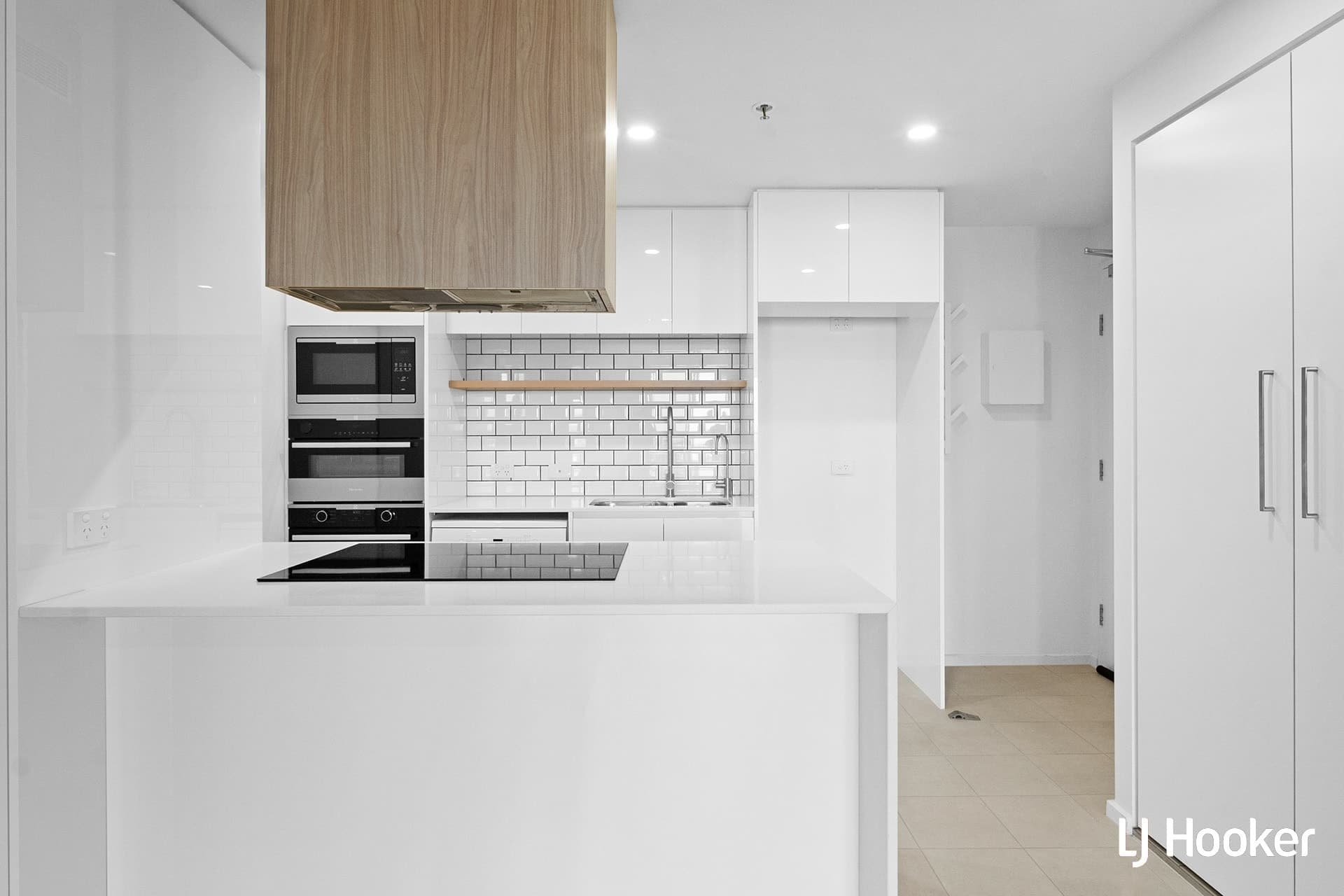 2310/120 Eastern Valley Way, Belconnen, Belconnen - Thumbnail 2
