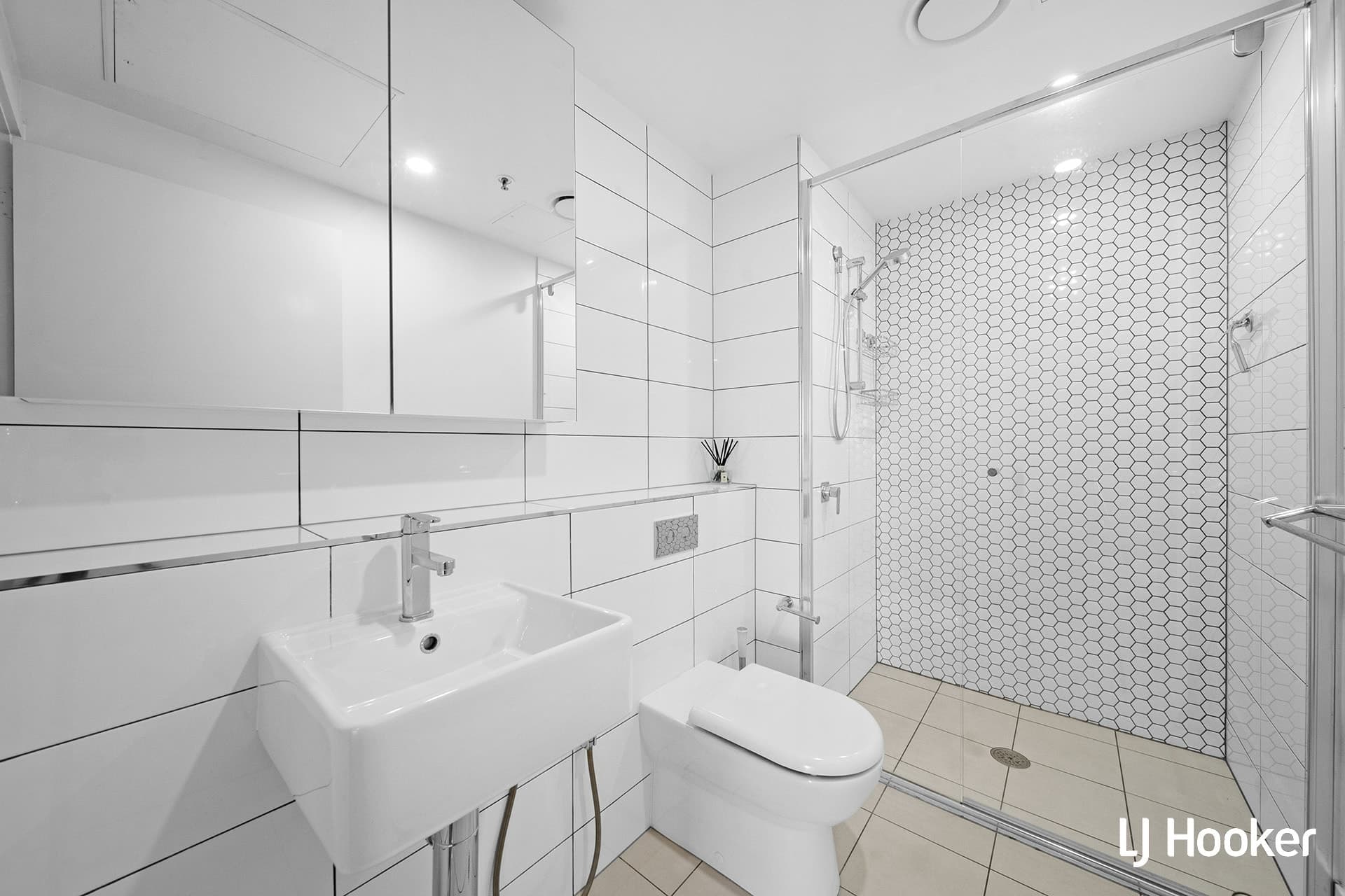 2310/120 Eastern Valley Way, Belconnen, Belconnen - Thumbnail 8