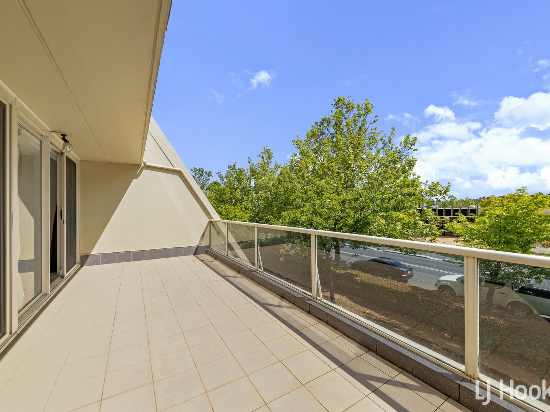 15B/9 Chandler Street, Belconnen, Belconnen - Image 1