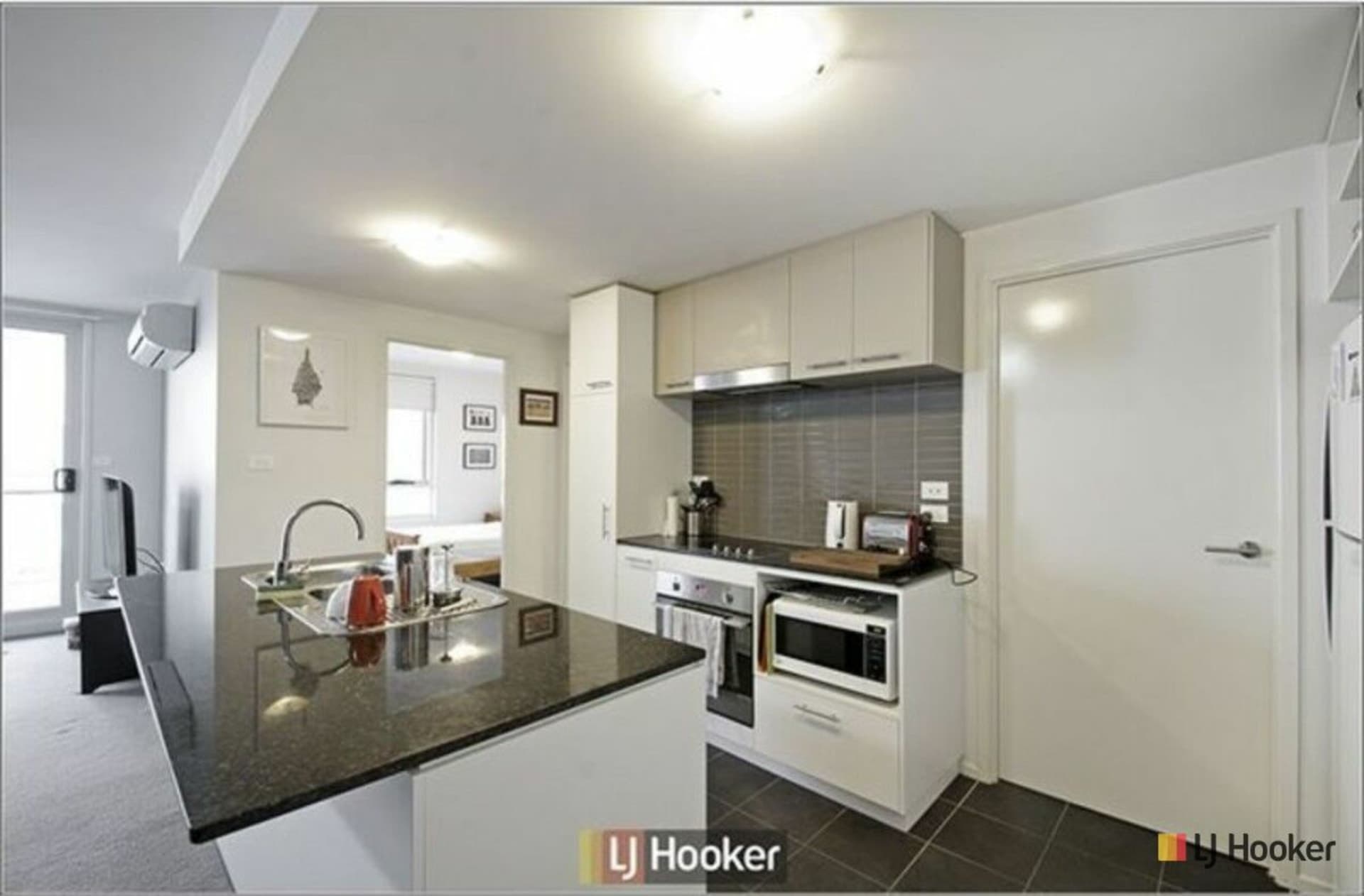 101/72 College Street, Belconnen, Belconnen - Thumbnail 2