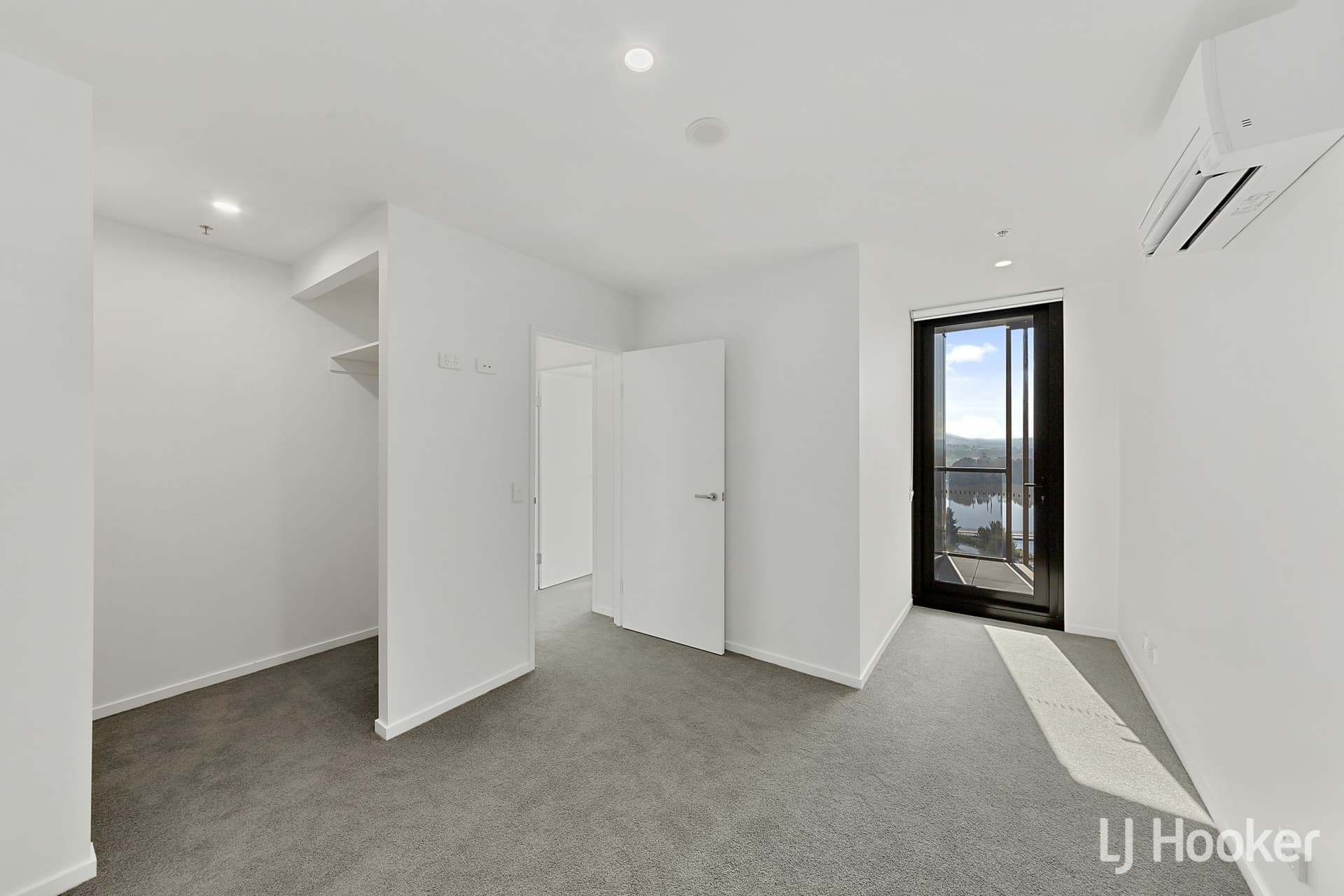 708/6 Grazier Lane Belconnen ACT, Belconnen - Thumbnail 7
