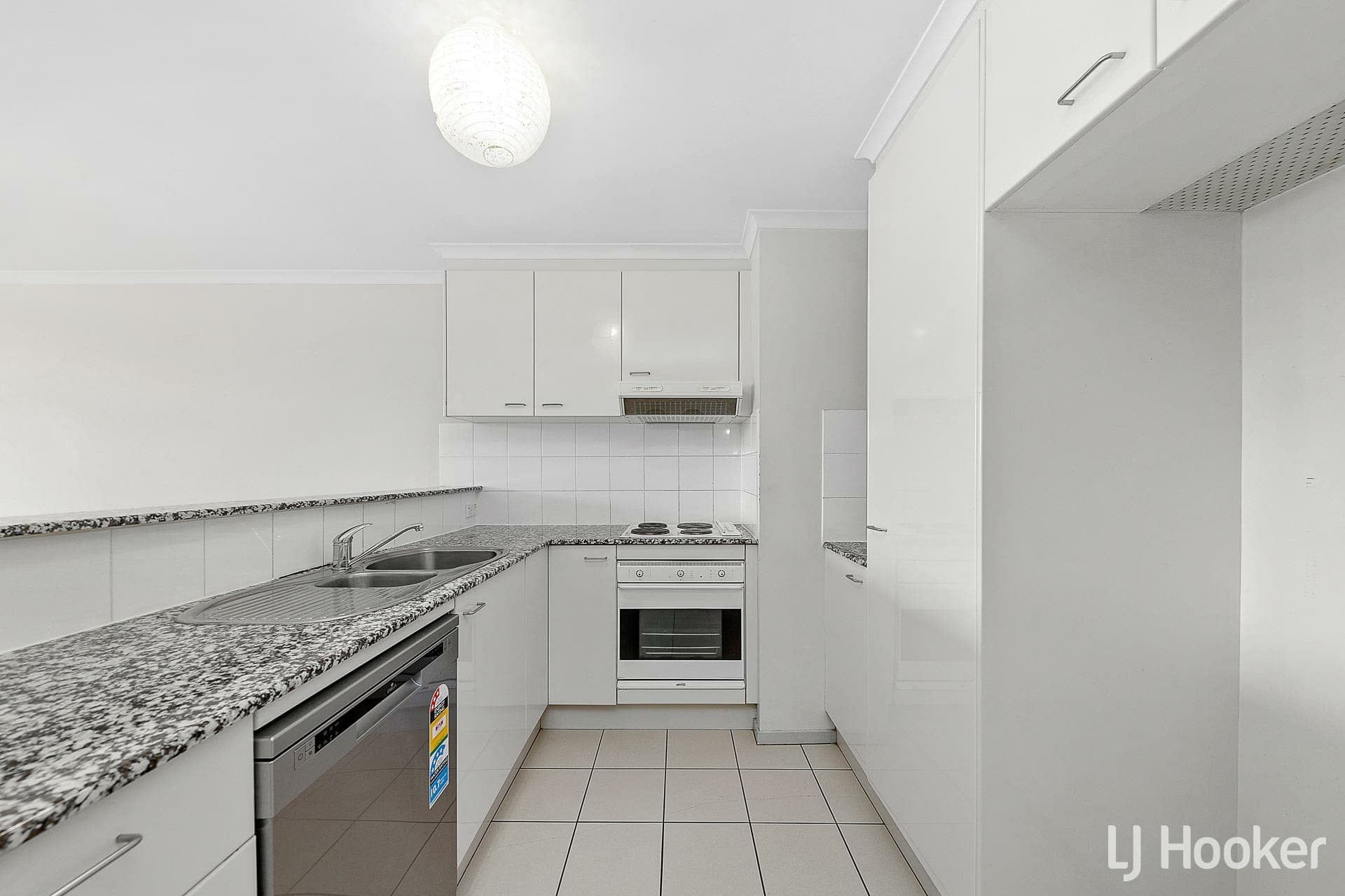 19B/9 Chandler Street, Belconnen, Belconnen - Thumbnail 2