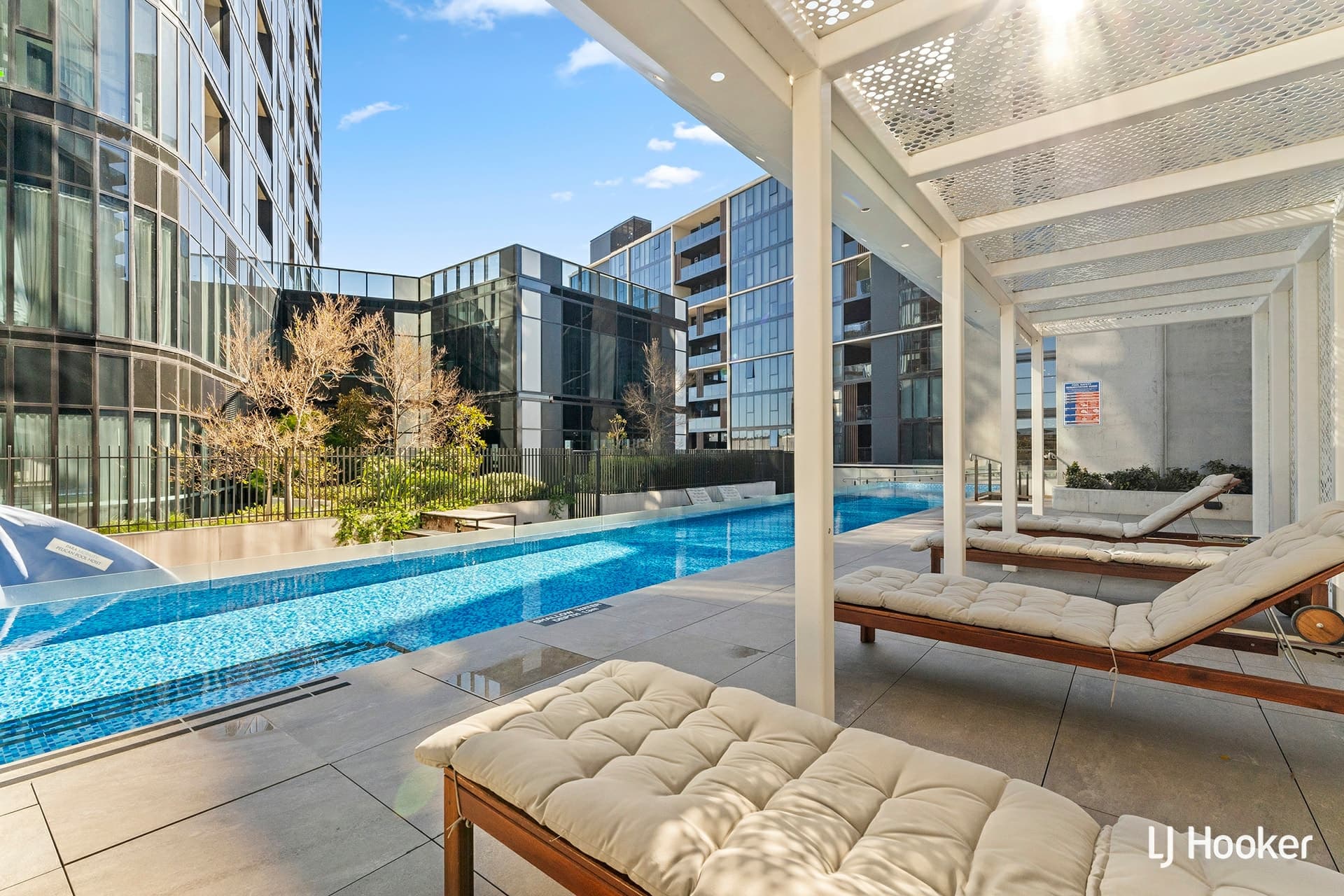 2212/1 Grazier Lane, Belconnen, Belconnen - Thumbnail 2