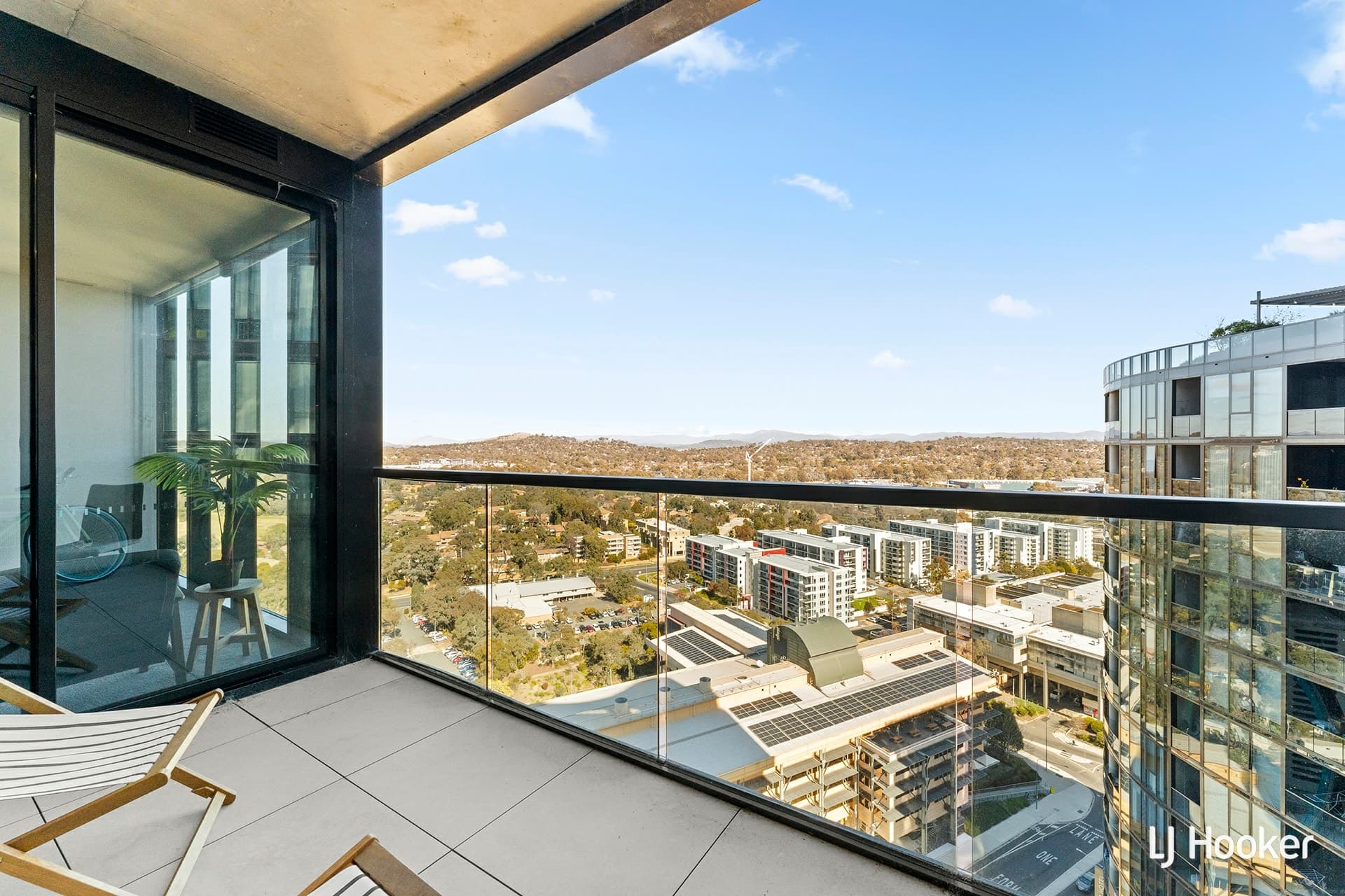 2212/1 Grazier Lane, Belconnen, Belconnen - Thumbnail 6