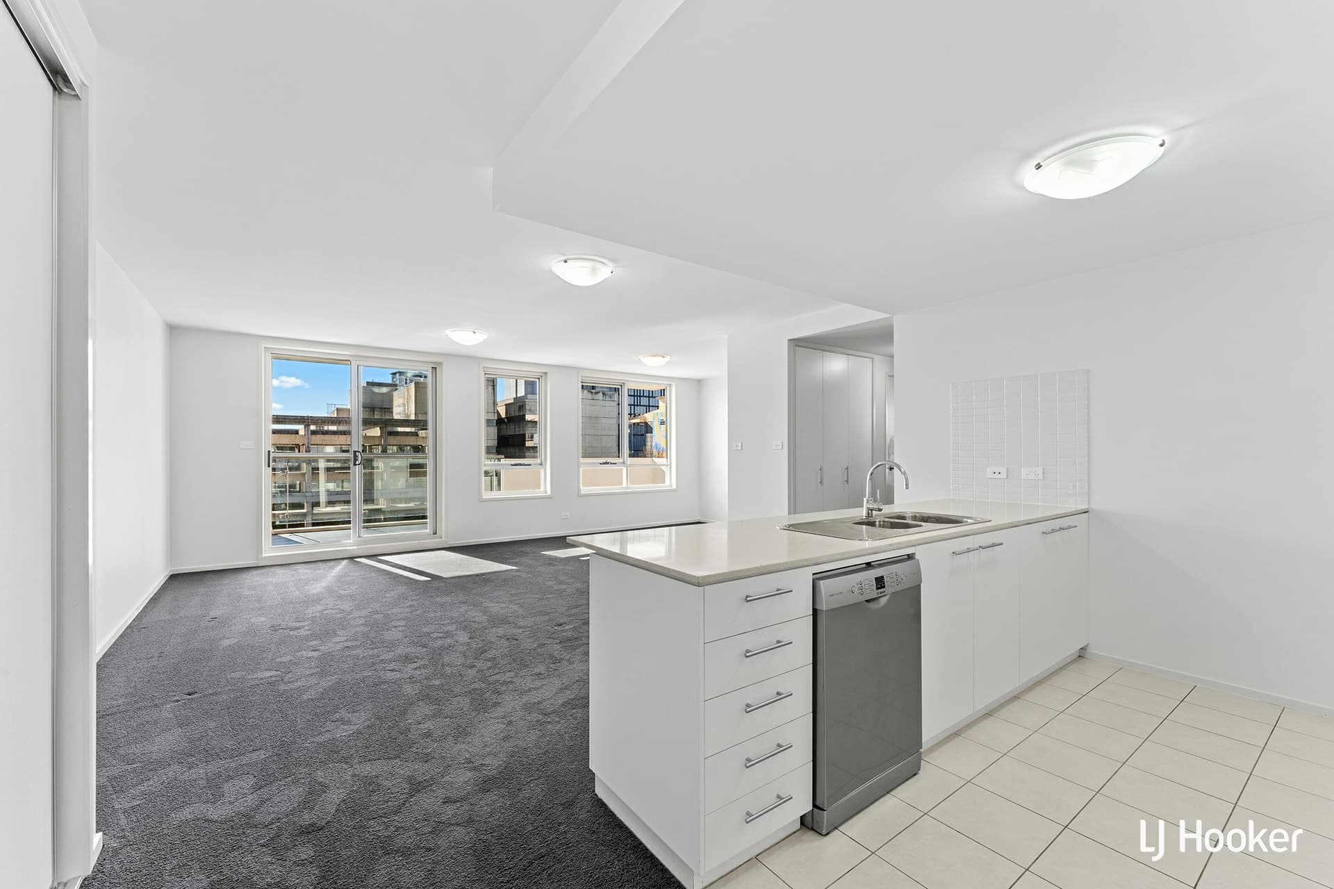 198/60 College Street, Belconnen, Belconnen - Thumbnail 2