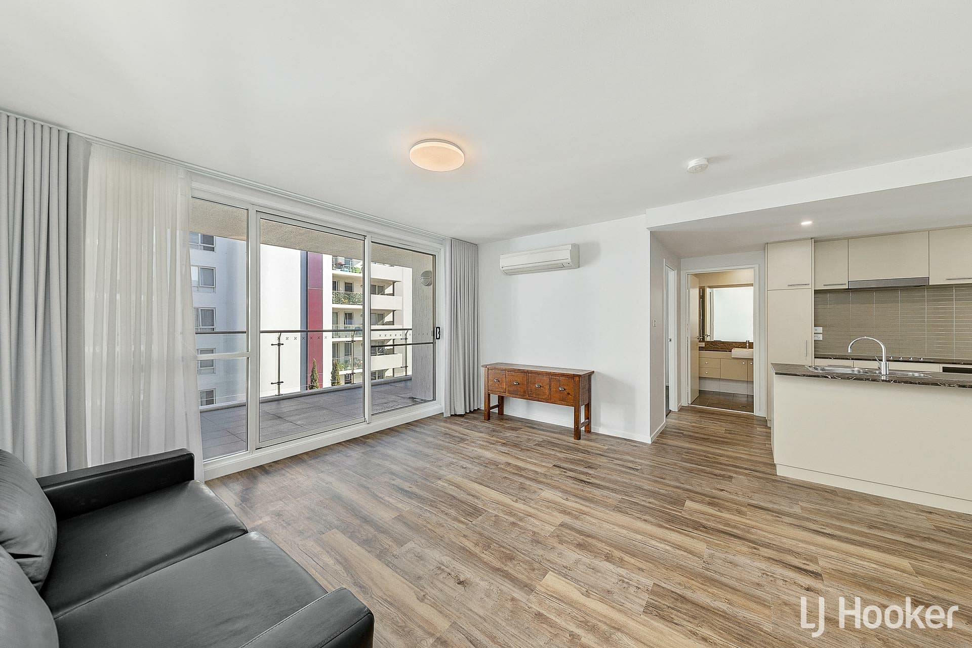 133/72 College Street, Belconnen, Belconnen - Image 1
