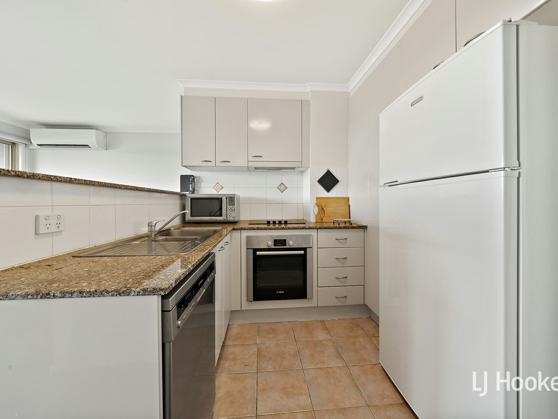 50/13 Chandler Street, Belconnen, Belconnen - Thumbnail 8