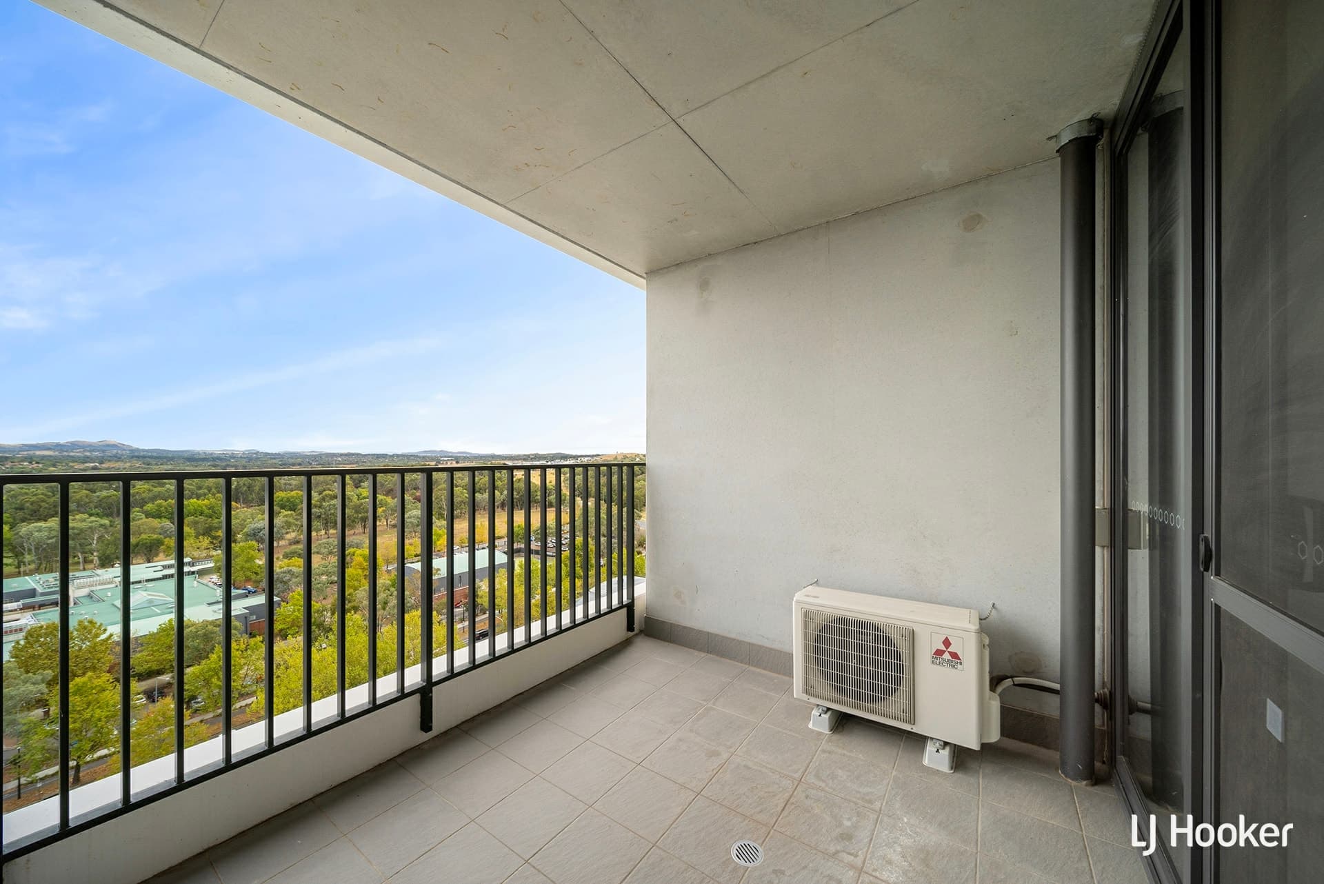 1307/120 Eastern Valley Way Belconnen ACT, Belconnen - Thumbnail 6