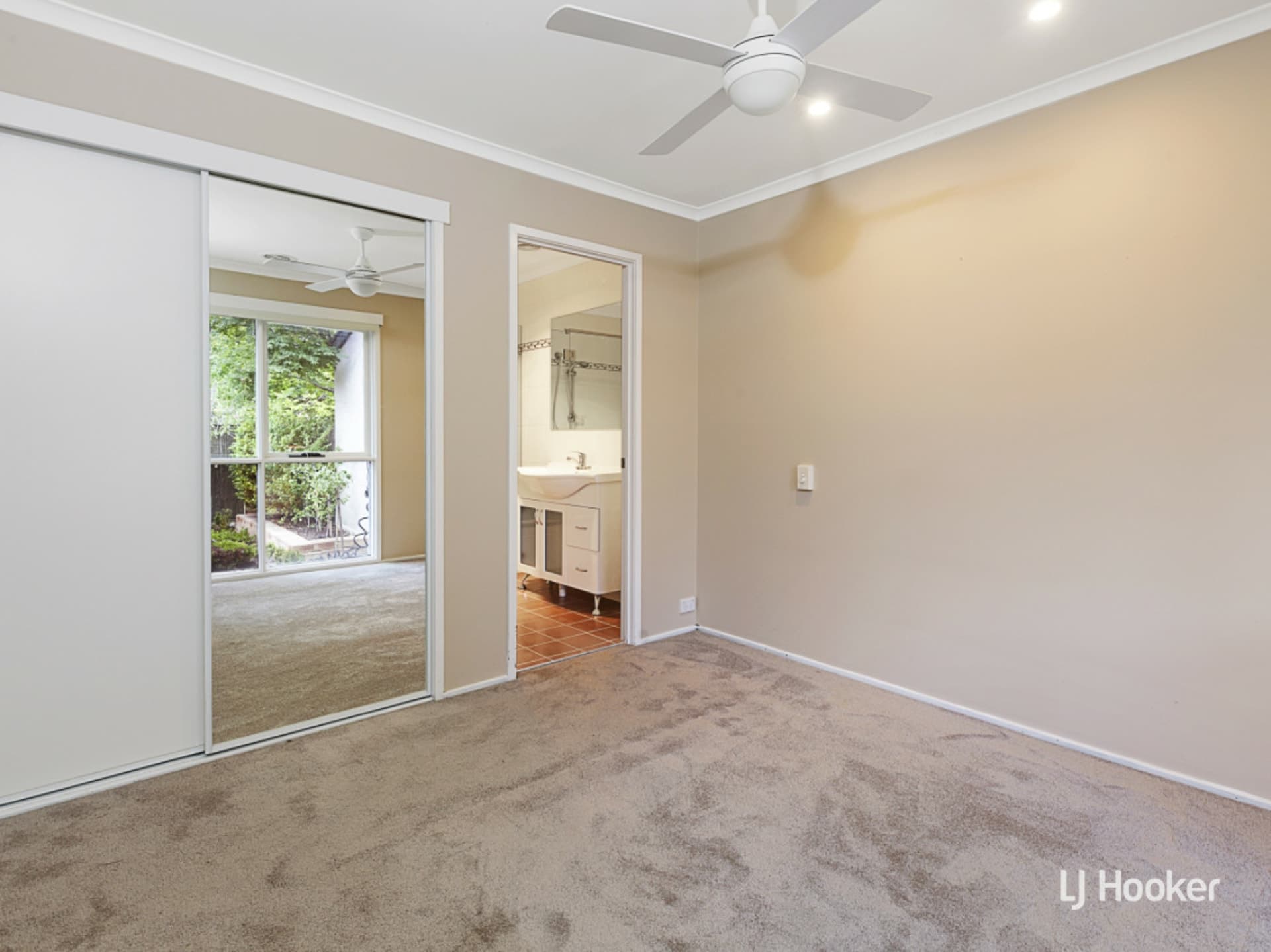 42 Renny Place Belconnen ACT, Belconnen - Thumbnail 5