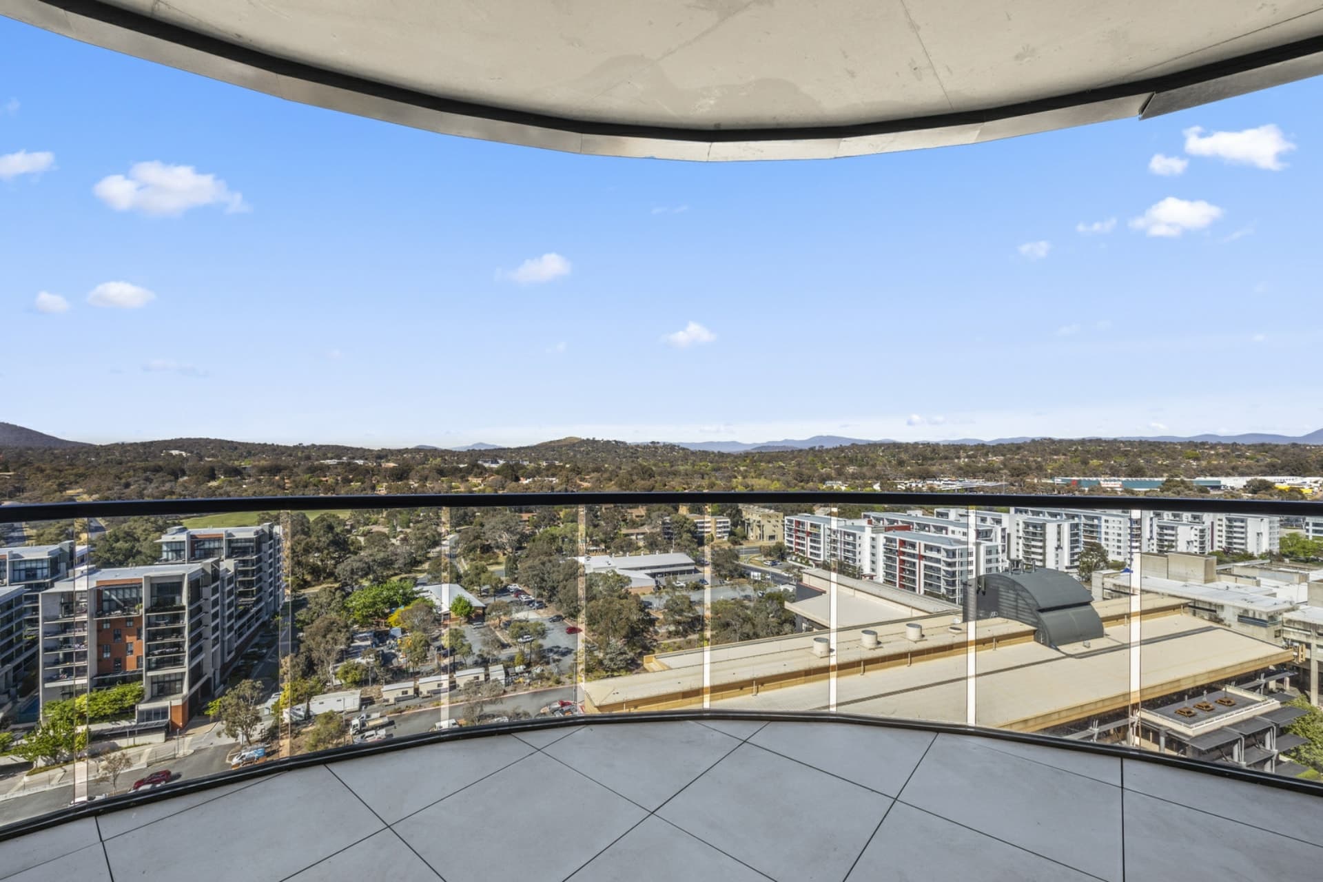 1609/1 Grazier Lane Belconnen ACT, Belconnen - Thumbnail 2