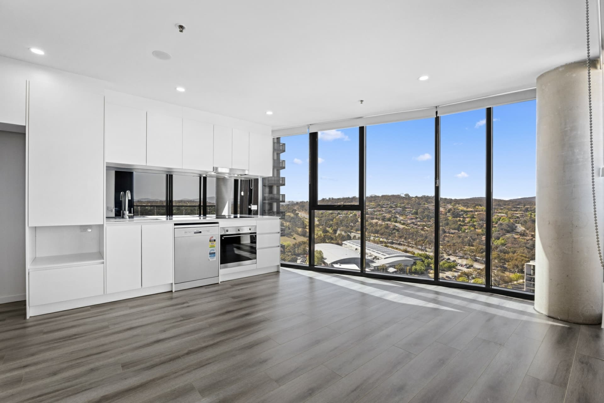 1609/1 Grazier Lane Belconnen ACT, Belconnen - Thumbnail 4