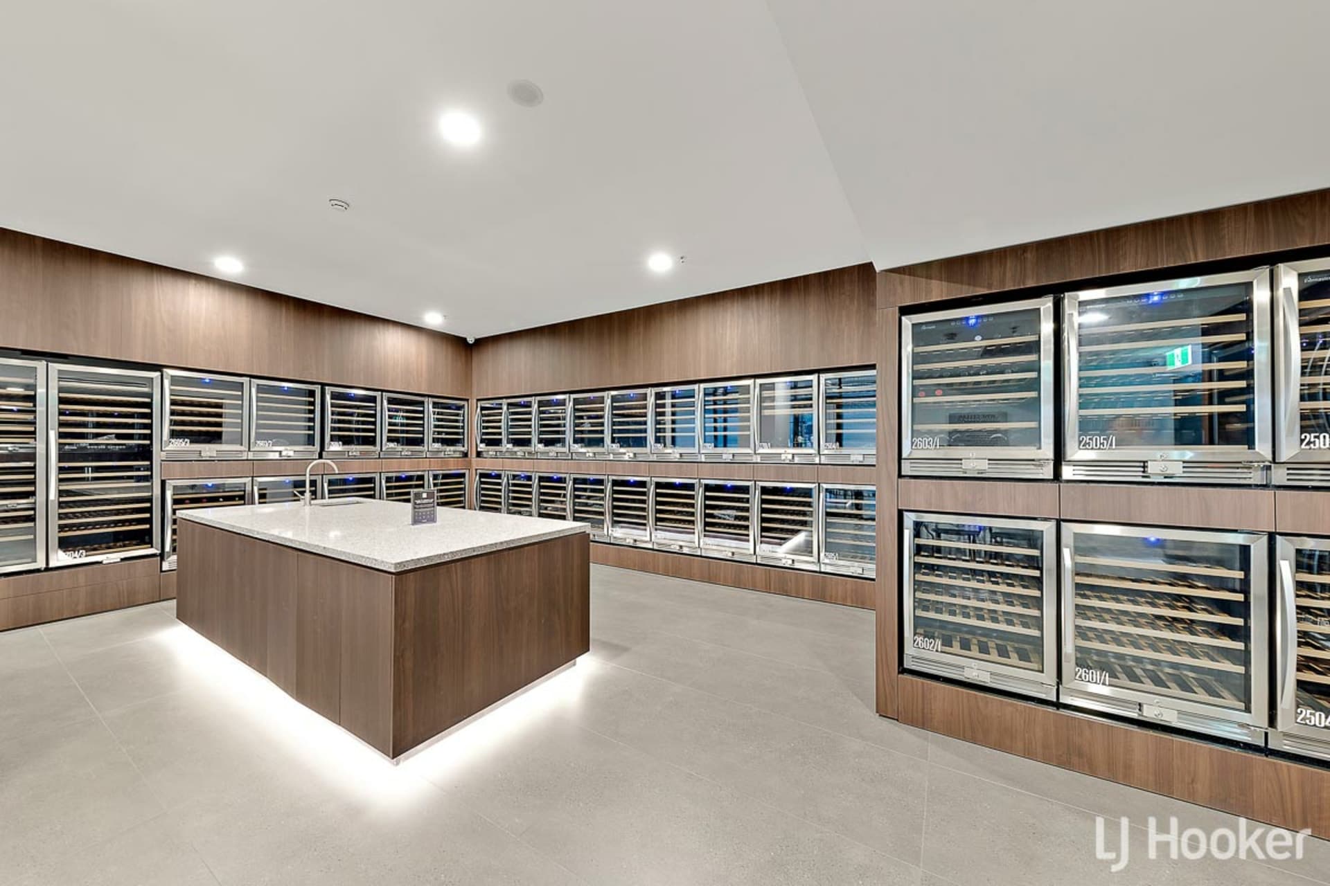 (Door 1602) 141/1 Grazier Lane, Belconnen, Belconnen - Thumbnail 4