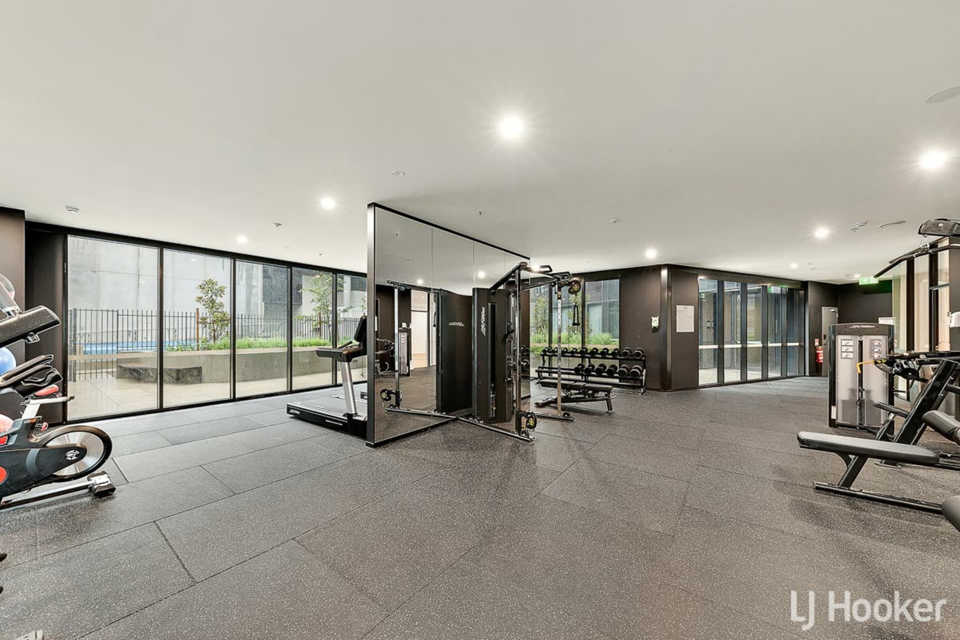 (Door 1602) 141/1 Grazier Lane, Belconnen, Belconnen - Thumbnail 5