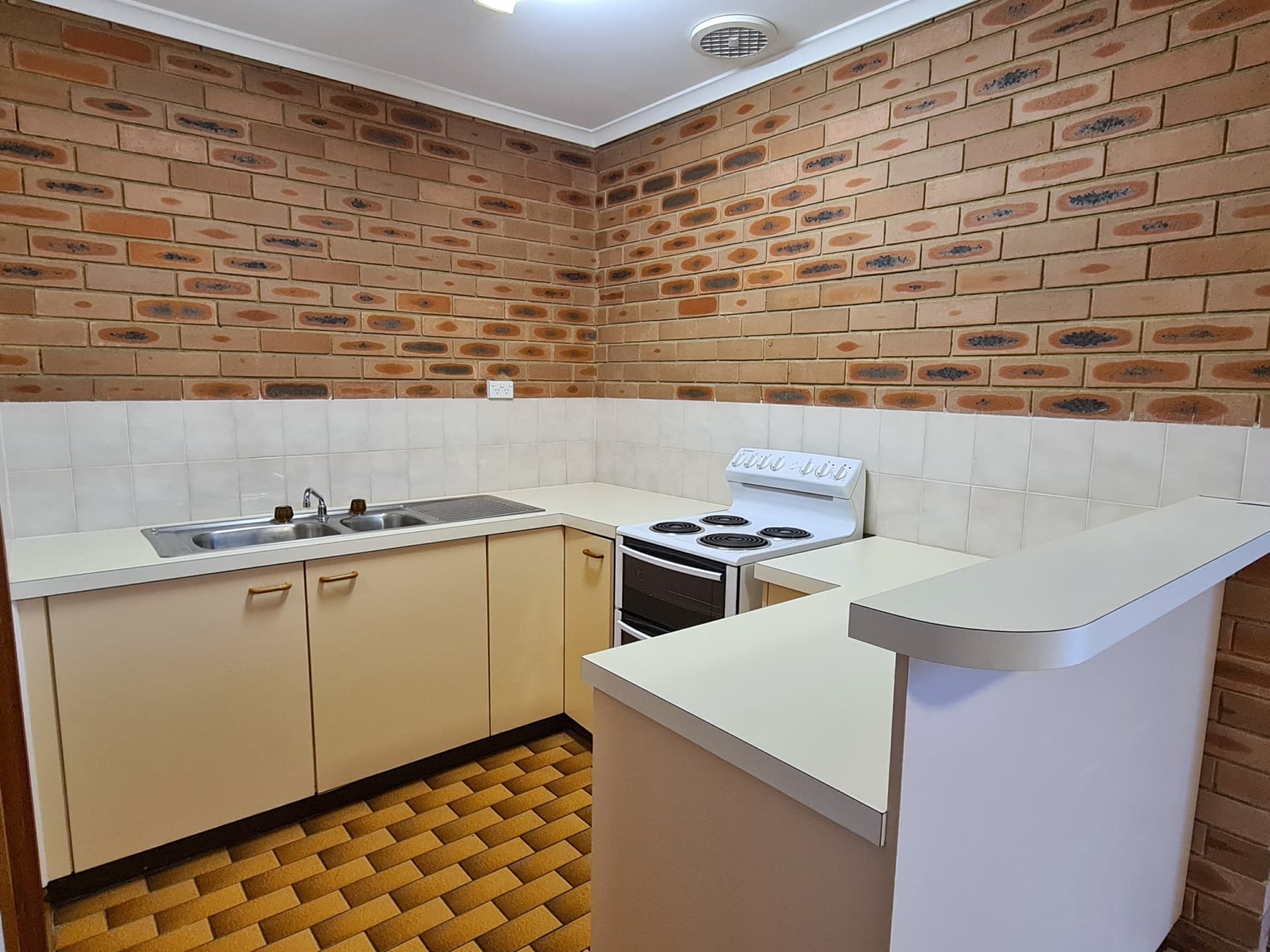 20/13 Thurlow Place Belconnen ACT, Belconnen - Thumbnail 4