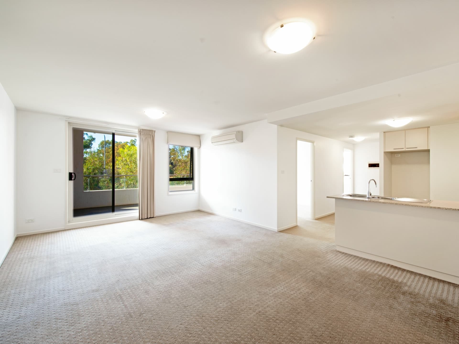 246/84 Chandler Street, Belconnen, Belconnen - Thumbnail 2