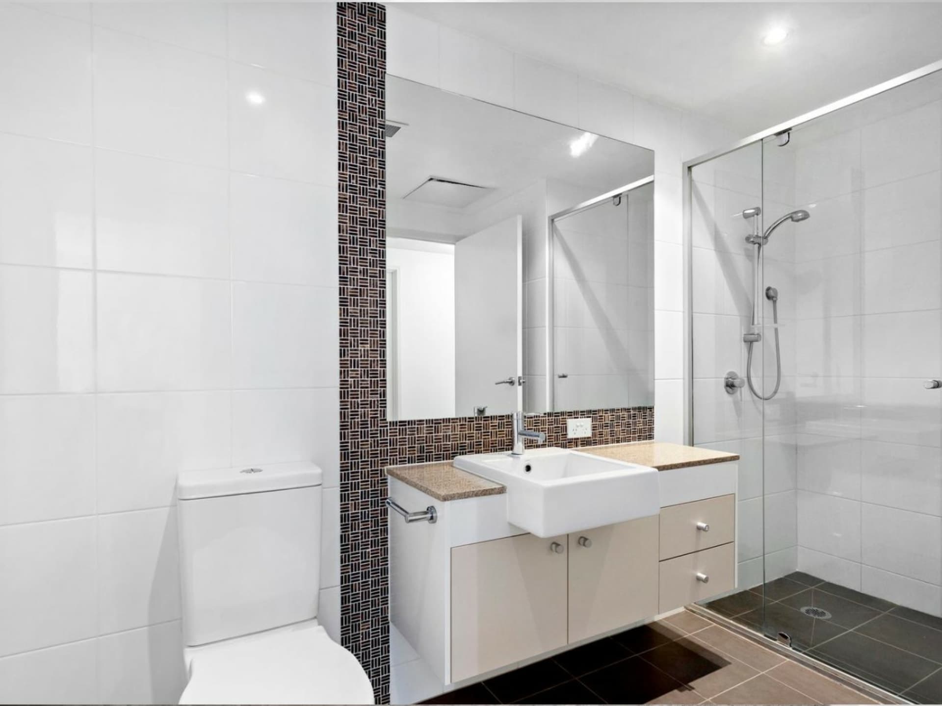 246/84 Chandler Street, Belconnen, Belconnen - Thumbnail 7