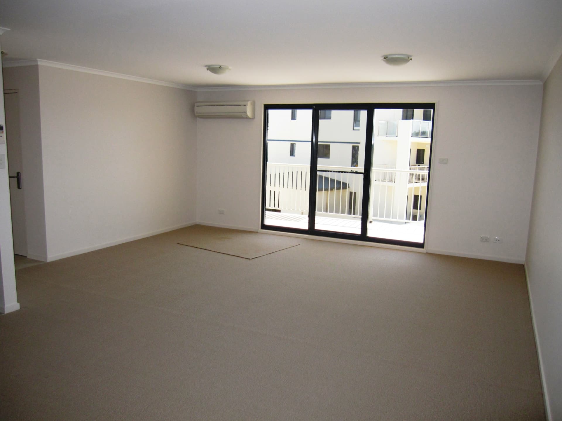 10B/21 Beissel Street, Belconnen, Belconnen - Thumbnail 3