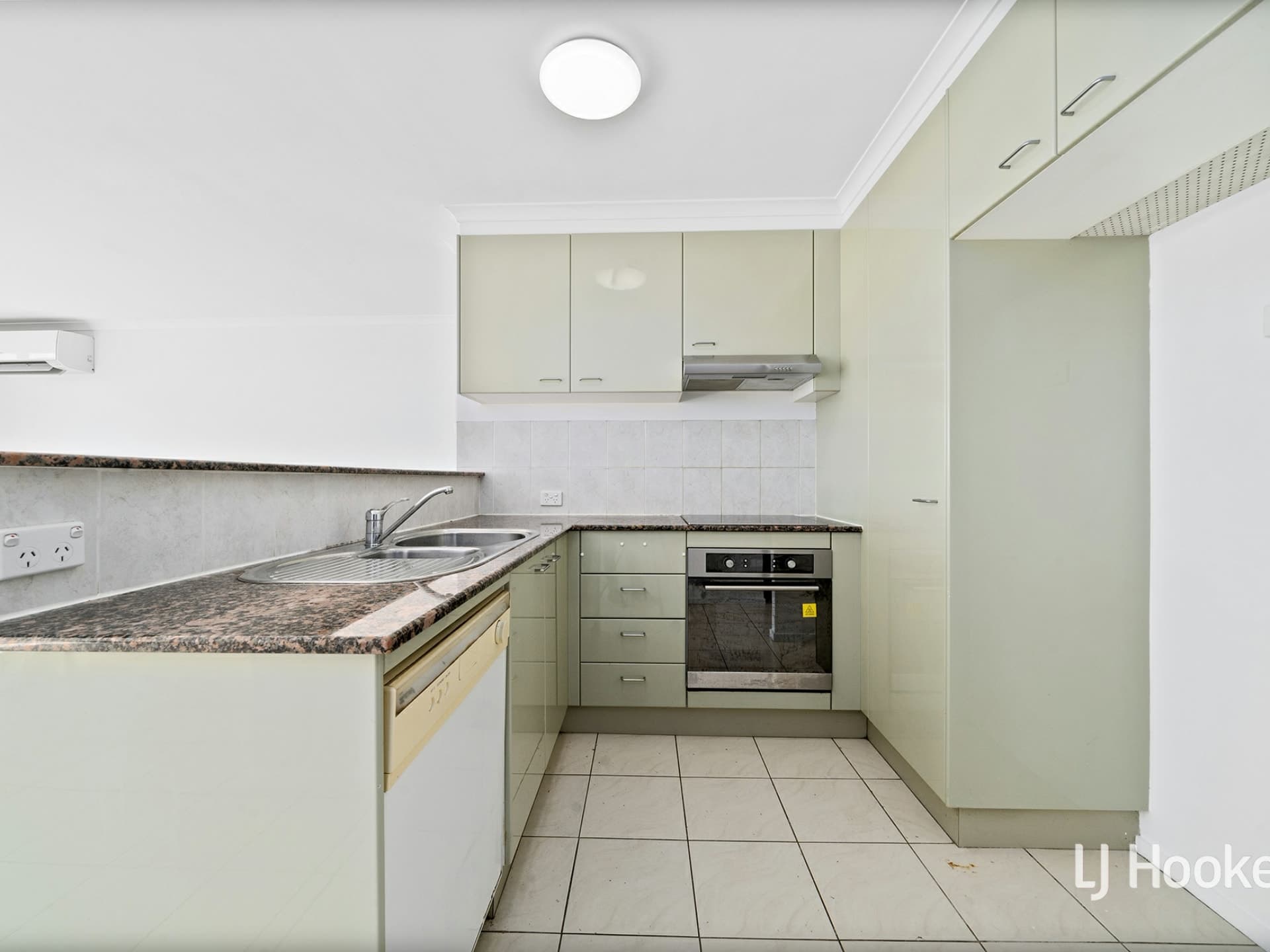 42B/9 Chandler Street, Belconnen, Belconnen - Thumbnail 4