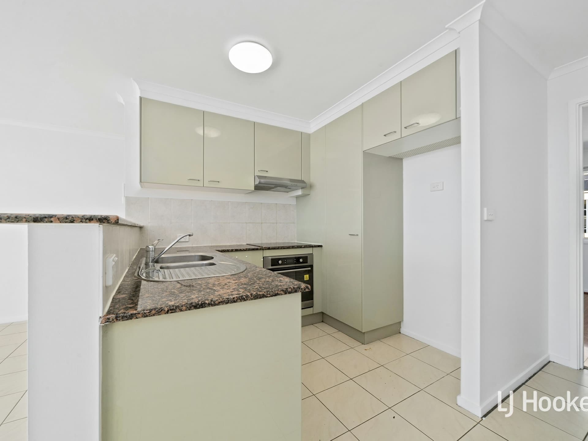 42B/9 Chandler Street, Belconnen, Belconnen - Thumbnail 5