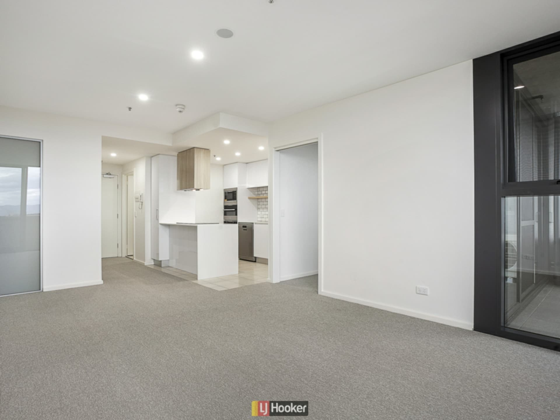 1803/120 Eastern Valley Way Belconnen ACT, Belconnen - Thumbnail 2