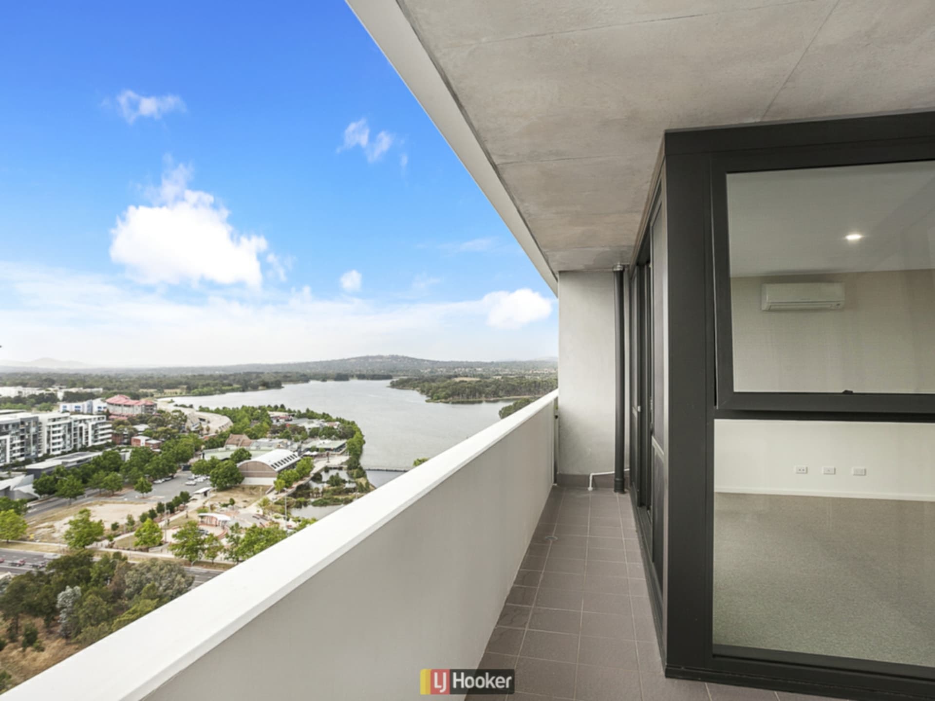 1803/120 Eastern Valley Way Belconnen ACT, Belconnen - Thumbnail 7