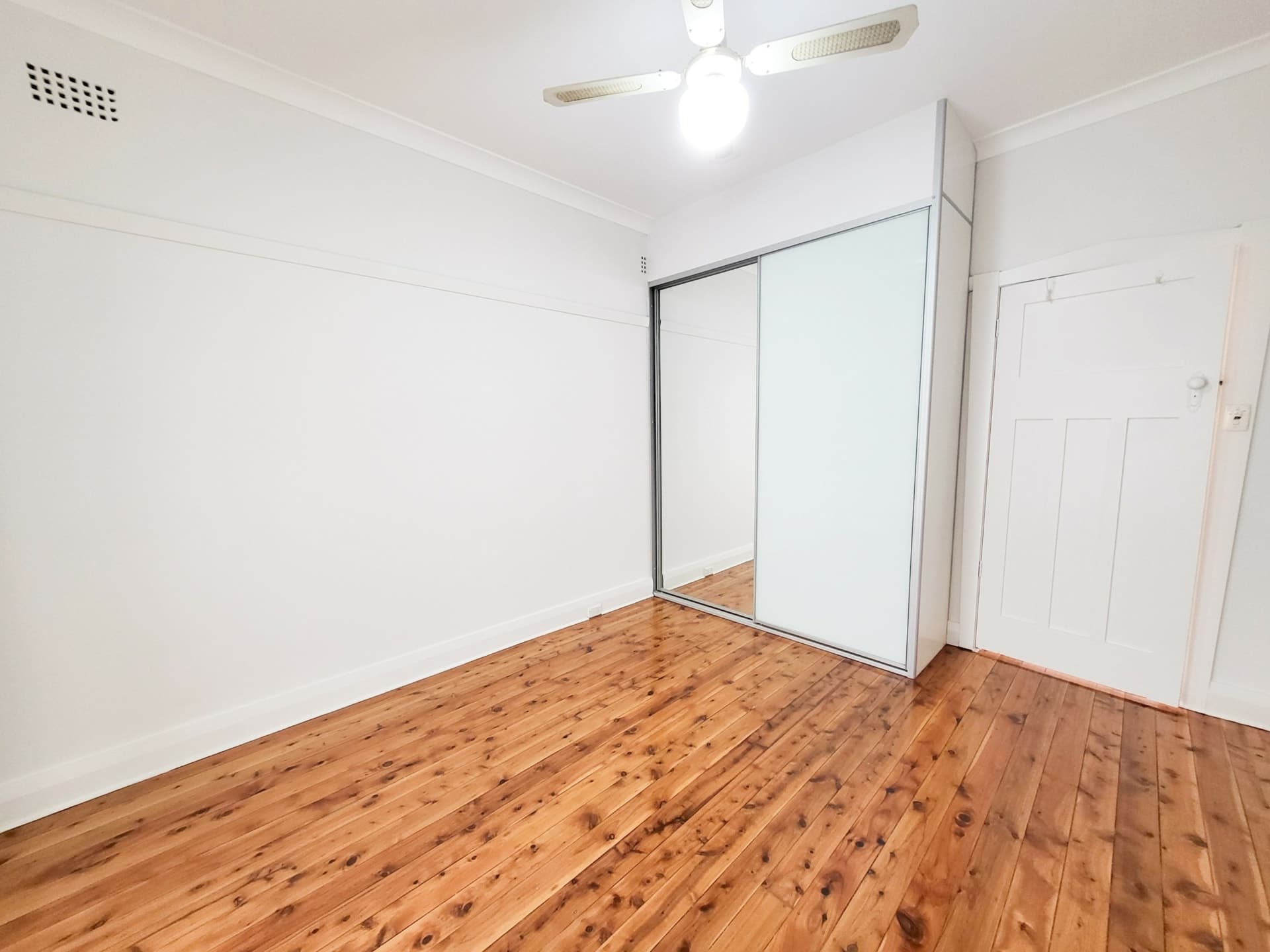 25 Indiana Avenue, Belfield, Belfield - Thumbnail 8