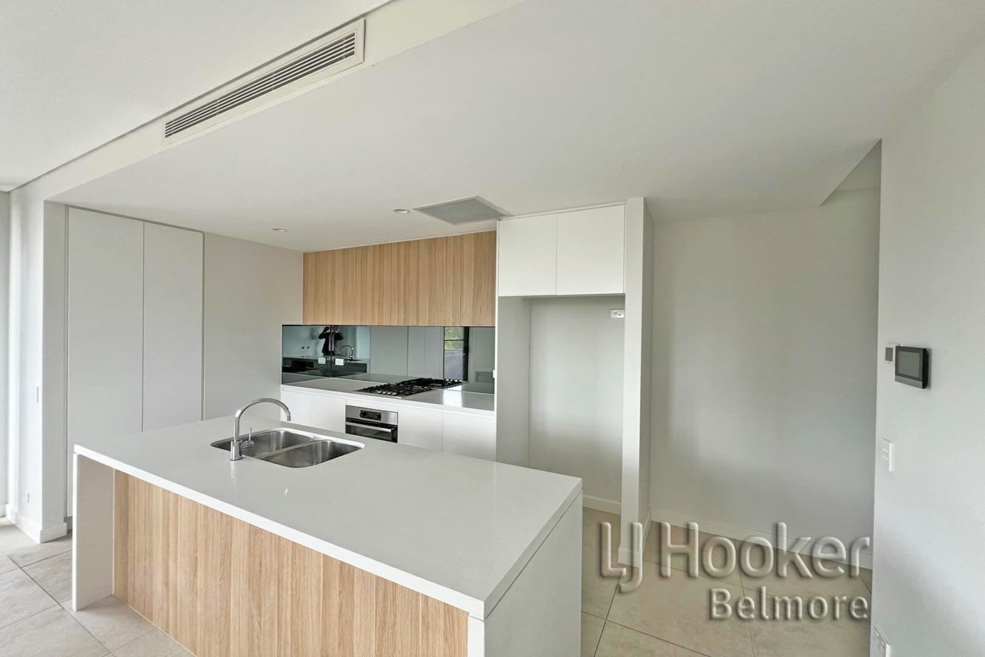 6/90 Water Street, Belfield, Belfield - Thumbnail 2