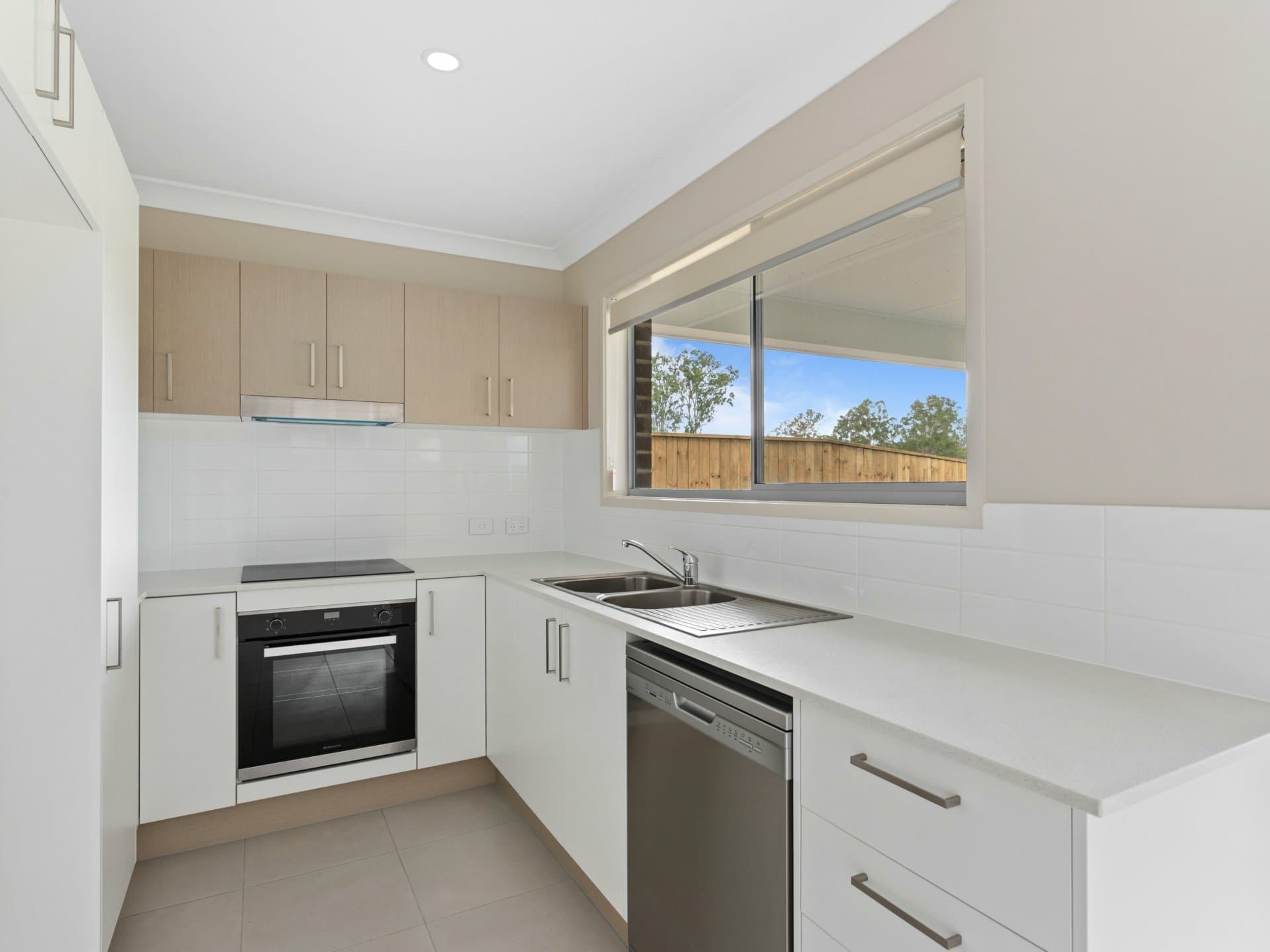 15 Windmill Place Belivah QLD, Belivah - Thumbnail 2