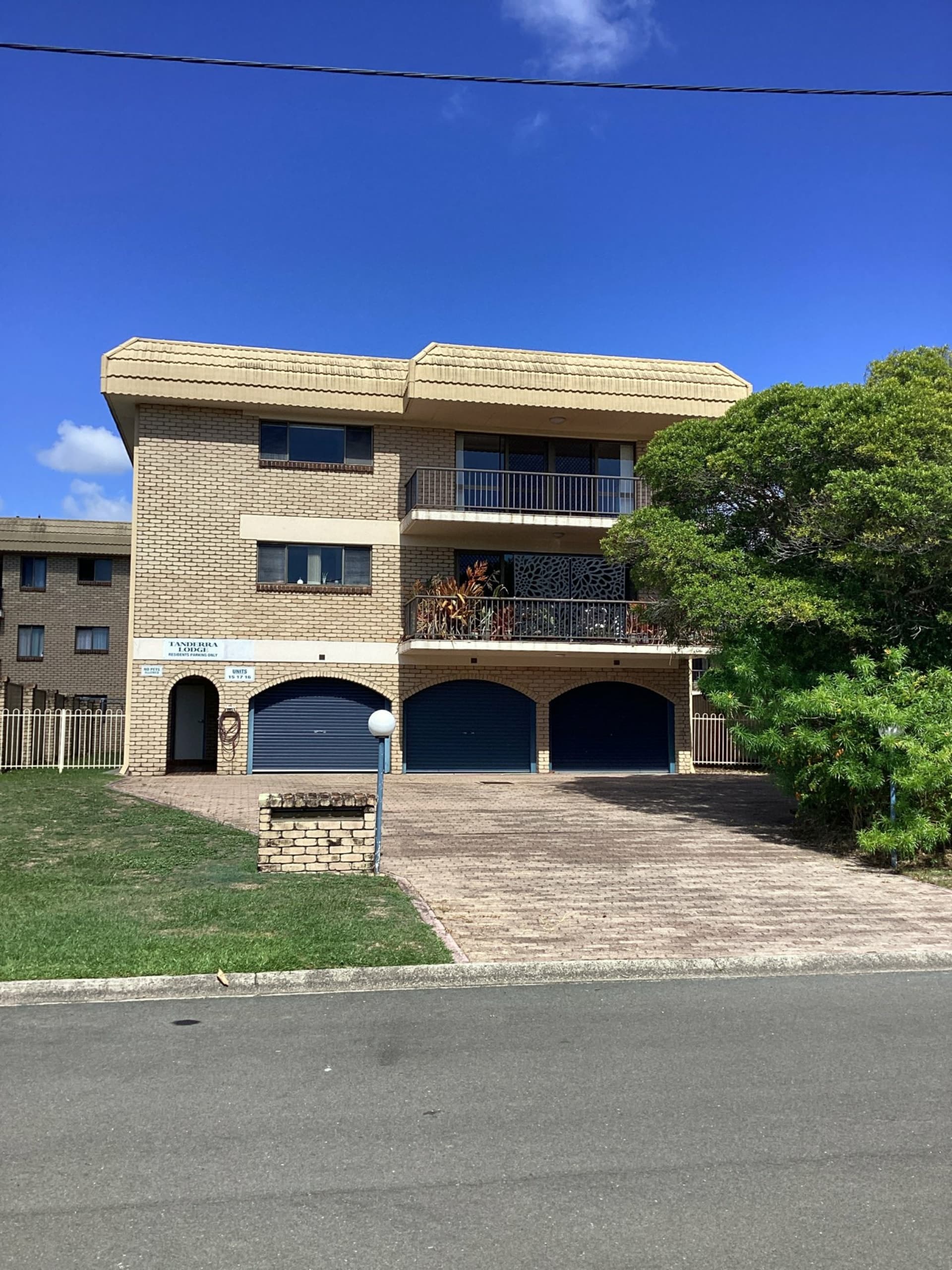 17/16 Illoura Avenue, Bellara, Bellara - Image 1