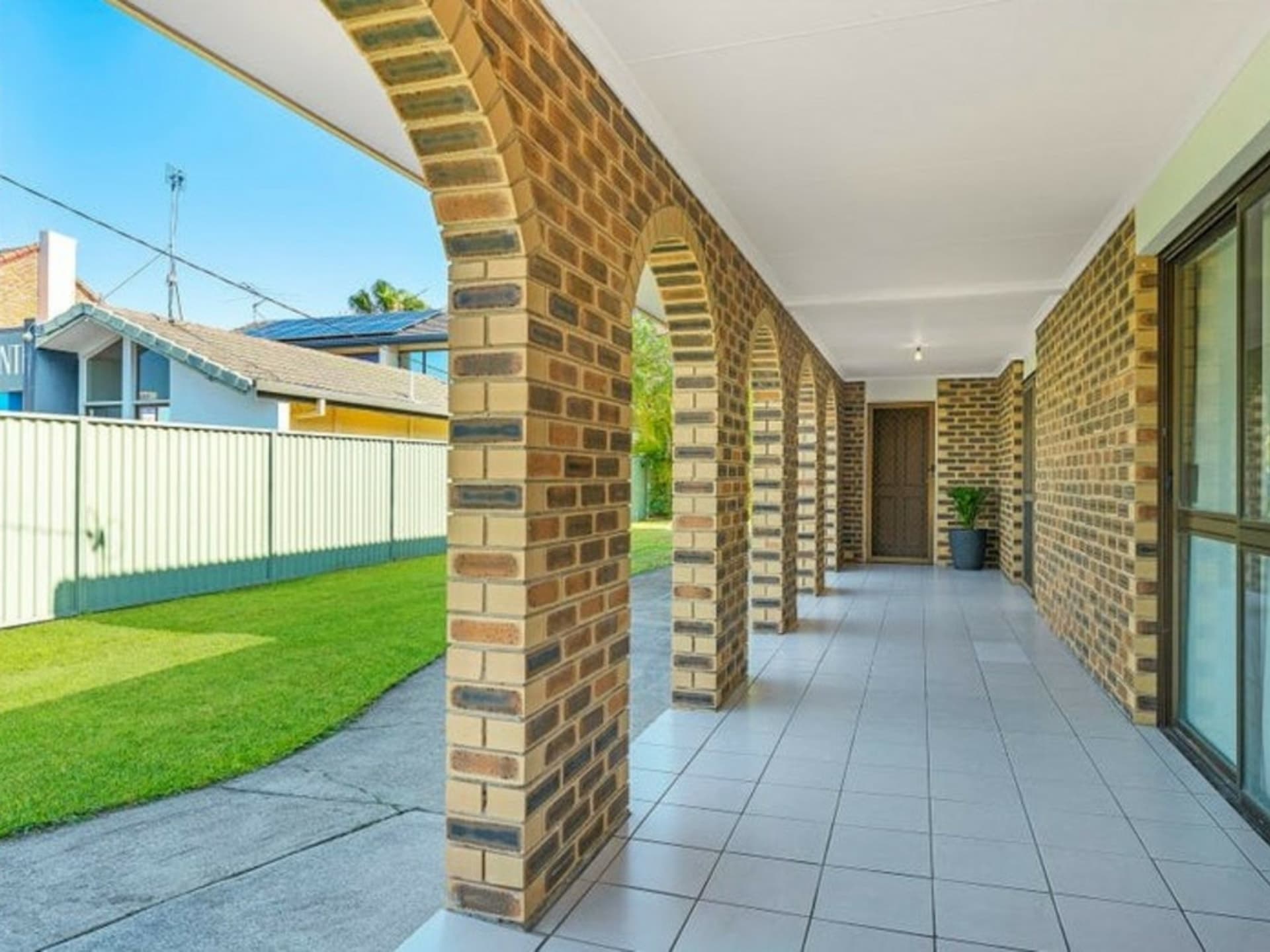 126 Ashmore Road Benowa QLD, Benowa - Thumbnail 8