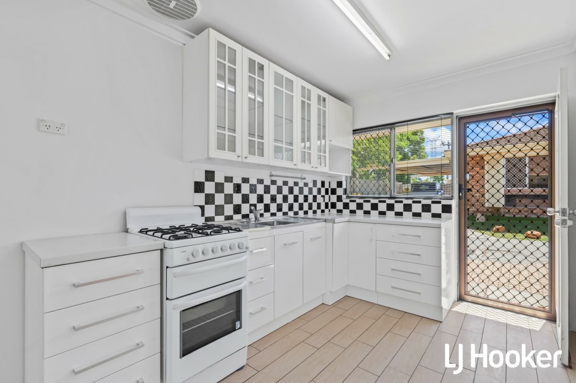 Unit 1/191-193 Manning Road, Bentley, Bentley - Thumbnail 5