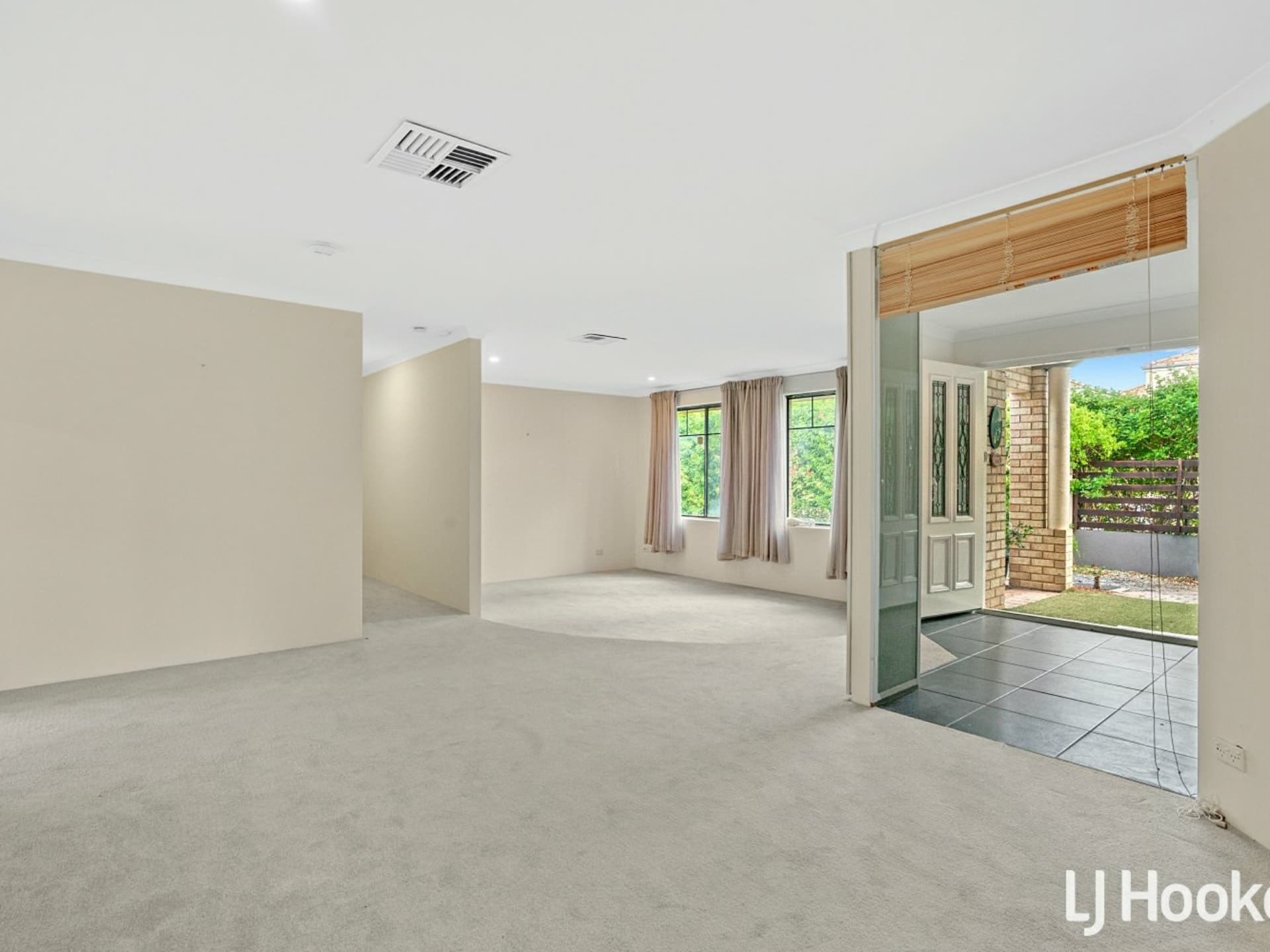 10 Gochean Avenue Bentley WA, Bentley - Thumbnail 2