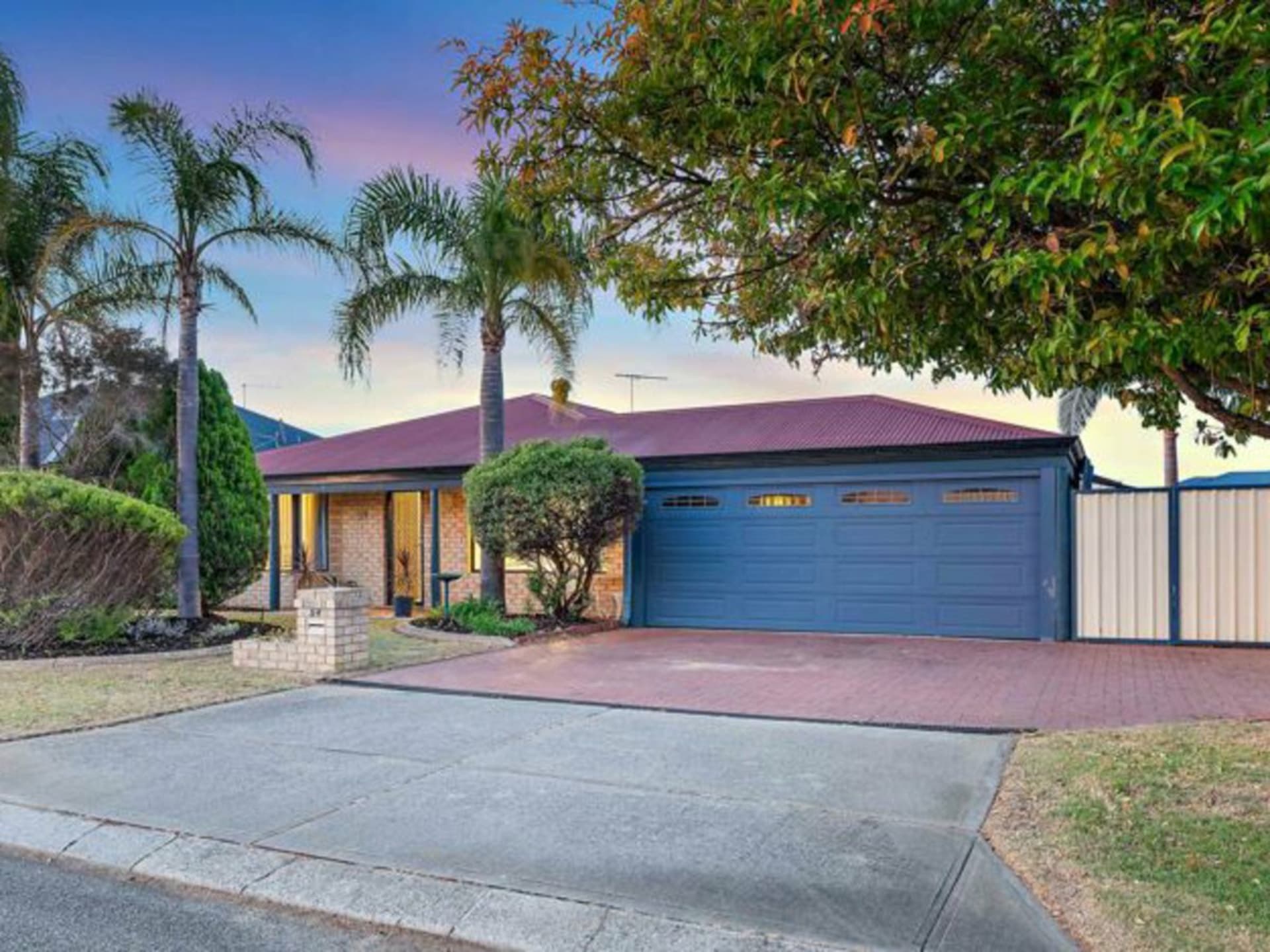 34 Daintree Loop Bertram WA, Bertram - Image 1