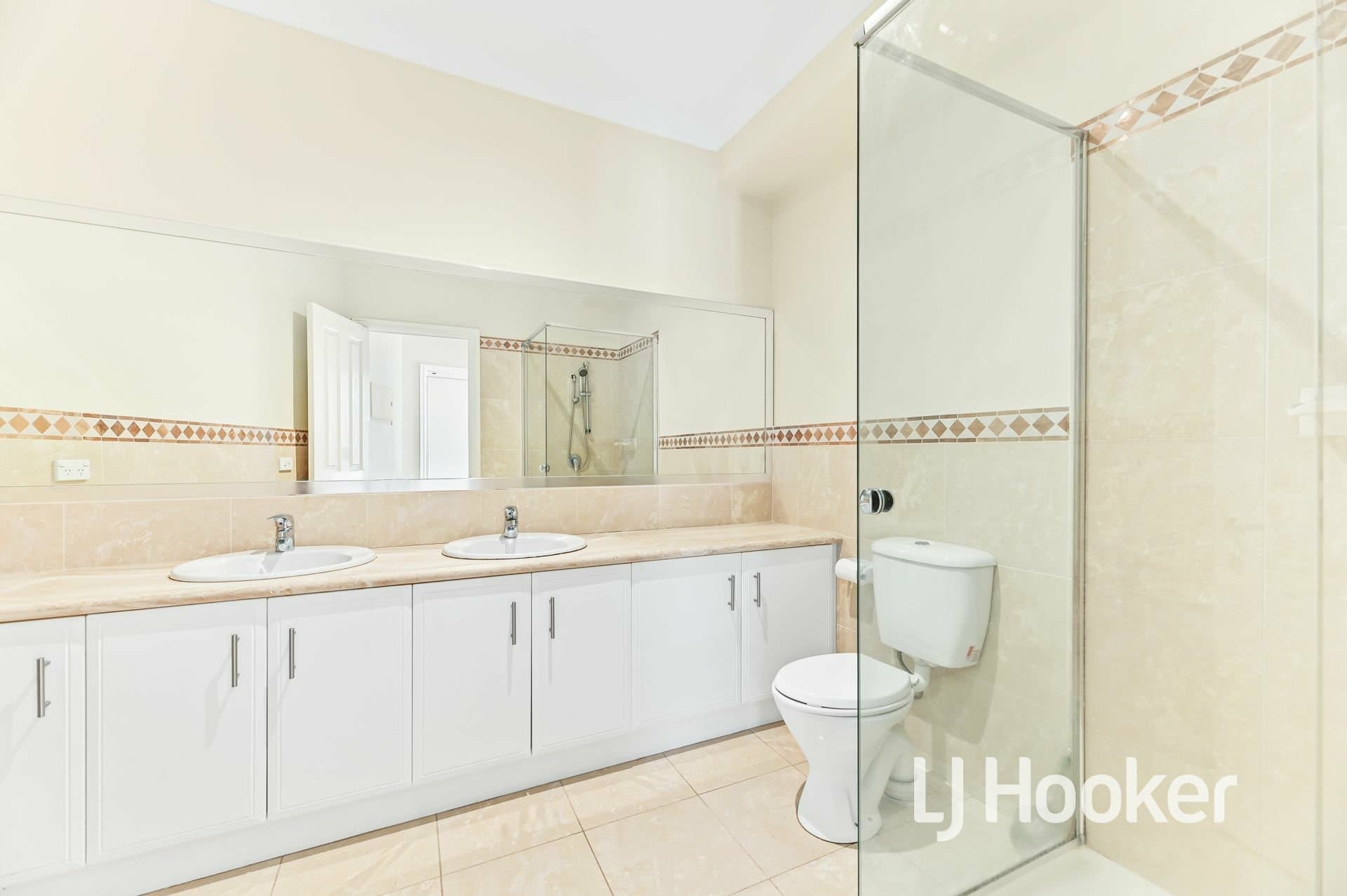 48 Fairholme Boulevard Berwick VIC, Berwick - Thumbnail 5