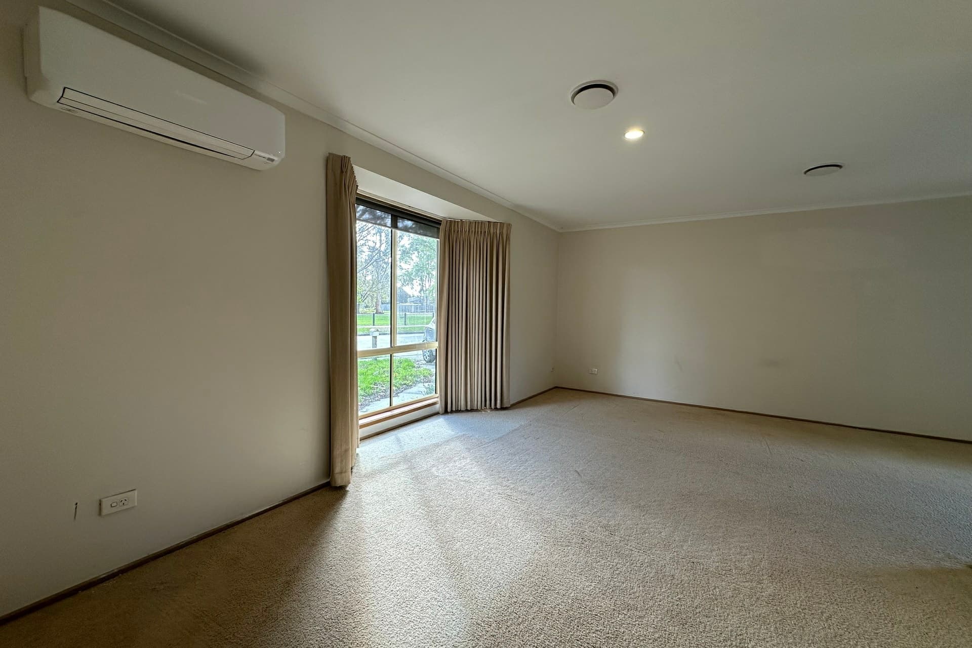 35 Ashfield Drive Berwick VIC, Berwick - Thumbnail 7