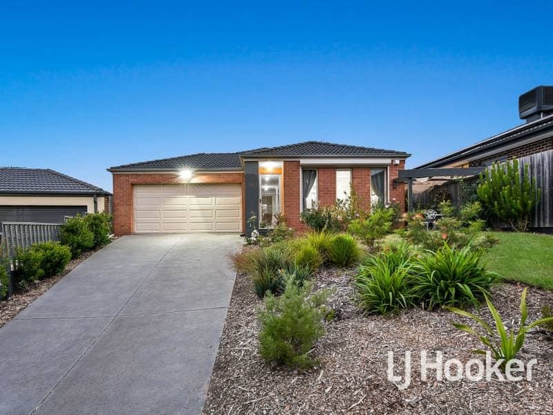 8 Cindy Court Berwick VIC, Berwick - Thumbnail 2
