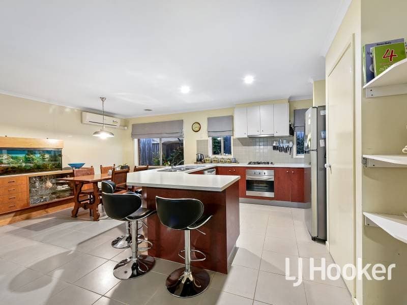 8 Cindy Court Berwick VIC, Berwick - Thumbnail 3