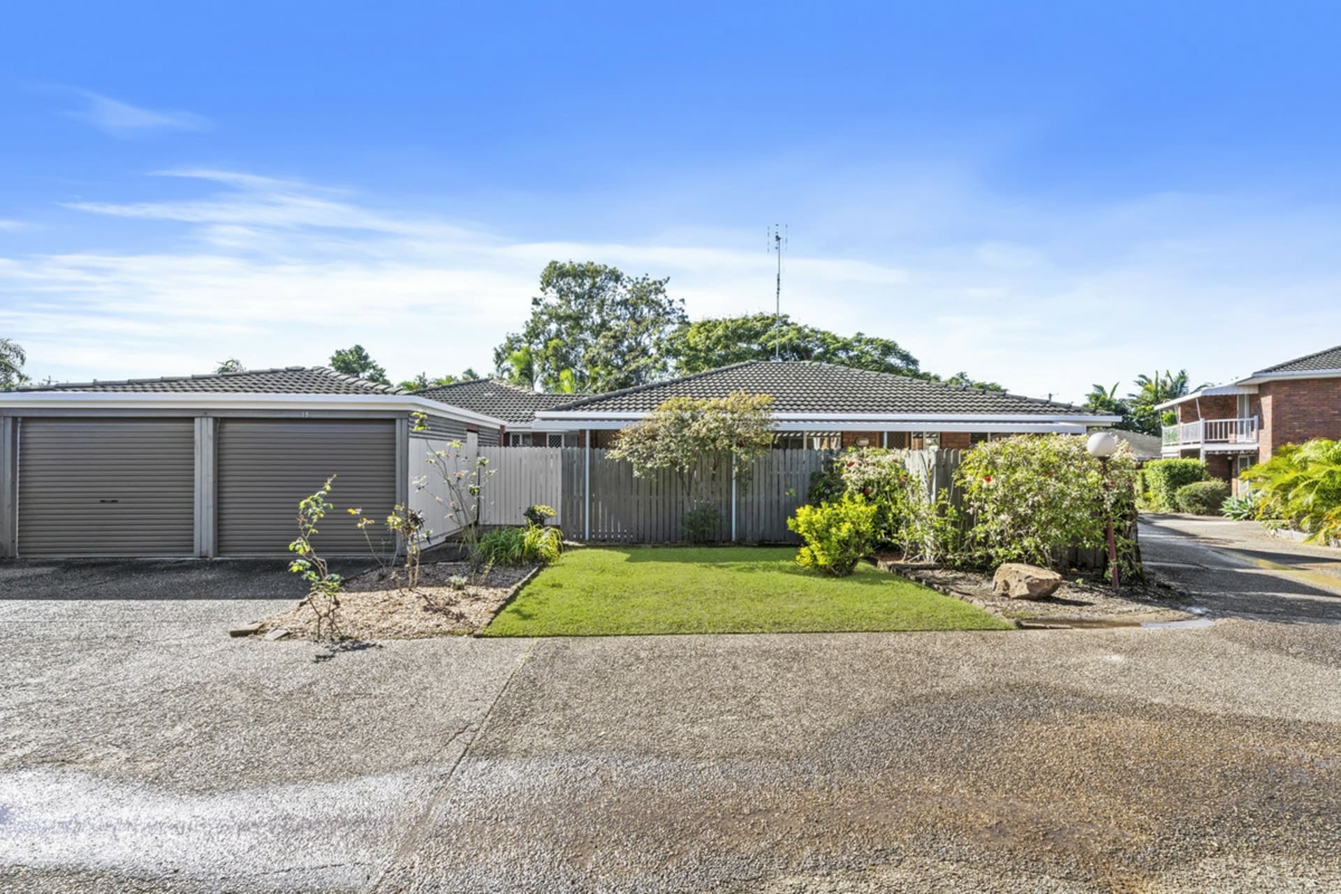 15/10 Hollywell Road Biggera Waters QLD, Biggera Waters - Image 1