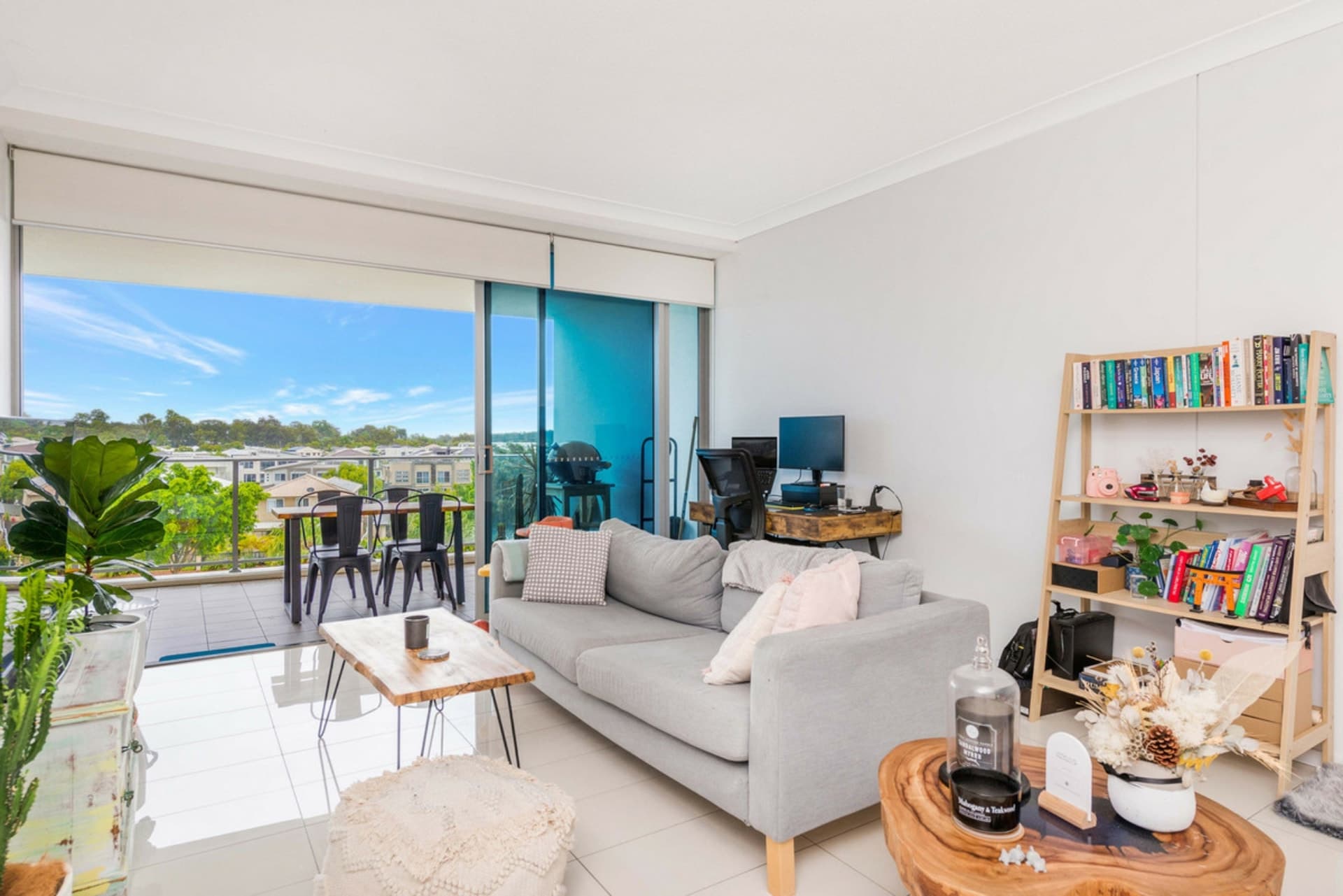 309/41 Harbour Town Drive Biggera Waters QLD, Biggera Waters - Thumbnail 3