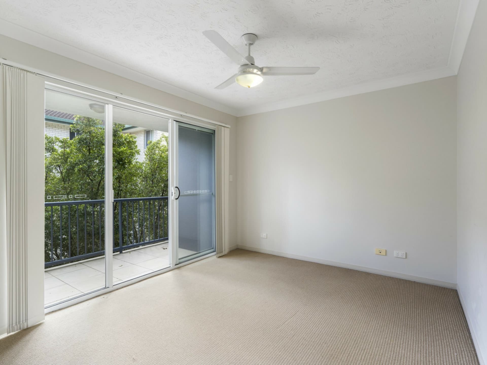 3/11 Clark Street Biggera Waters QLD, Biggera Waters - Thumbnail 7
