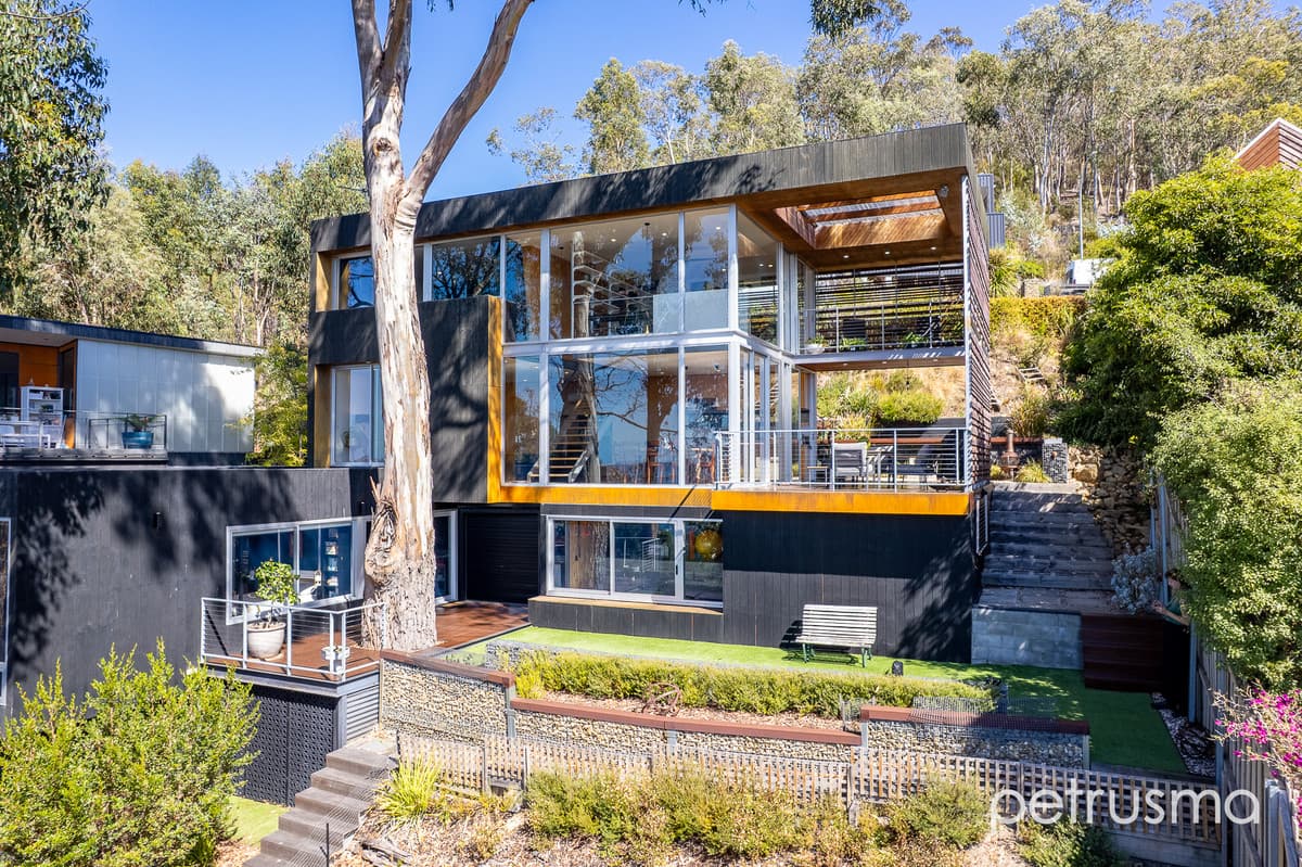 20 Earlwood Court Taroona TAS 7053, Taroona - Image 1