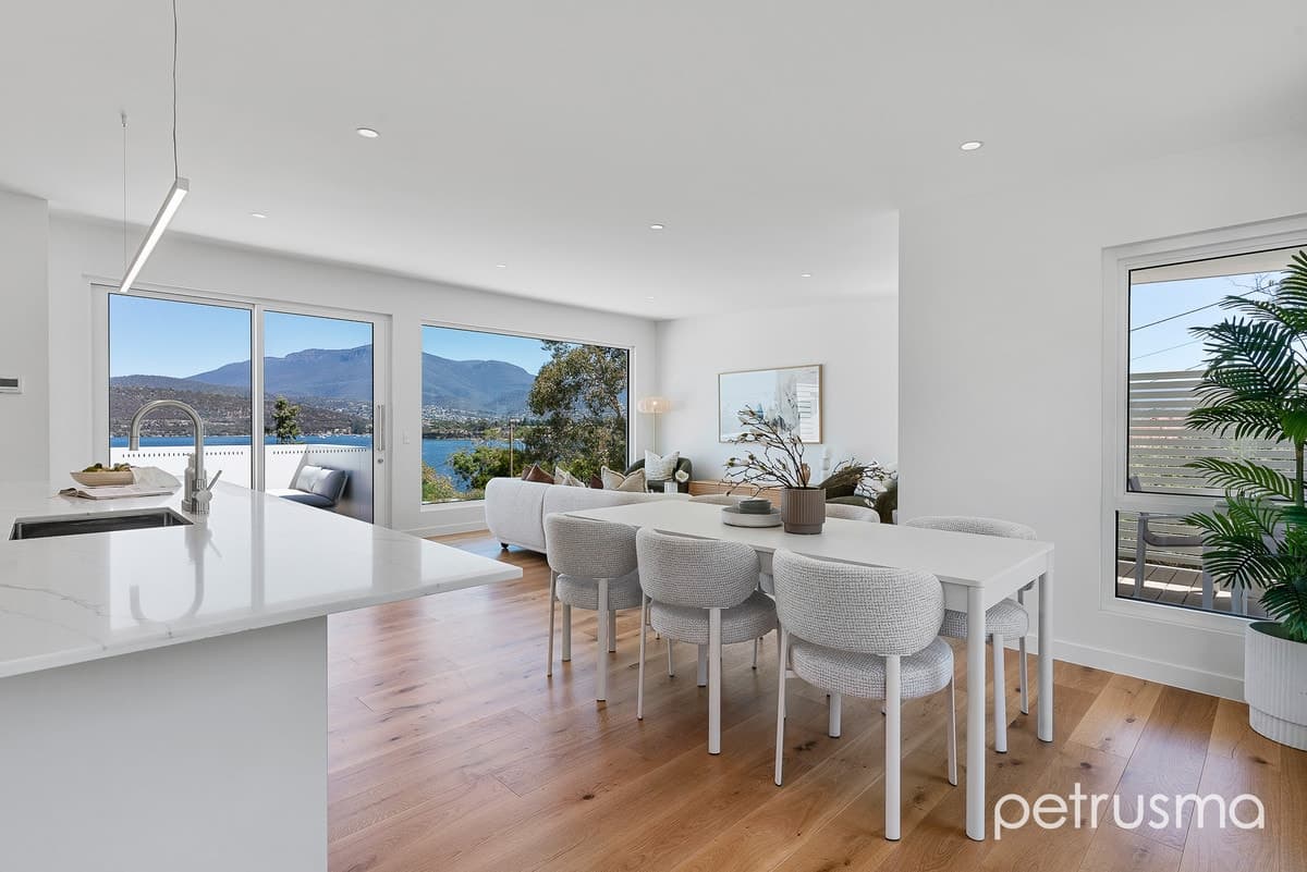 1 / 107 Derwent Avenue Lindisfarne TAS 7015, Lindisfarne - Thumbnail 3